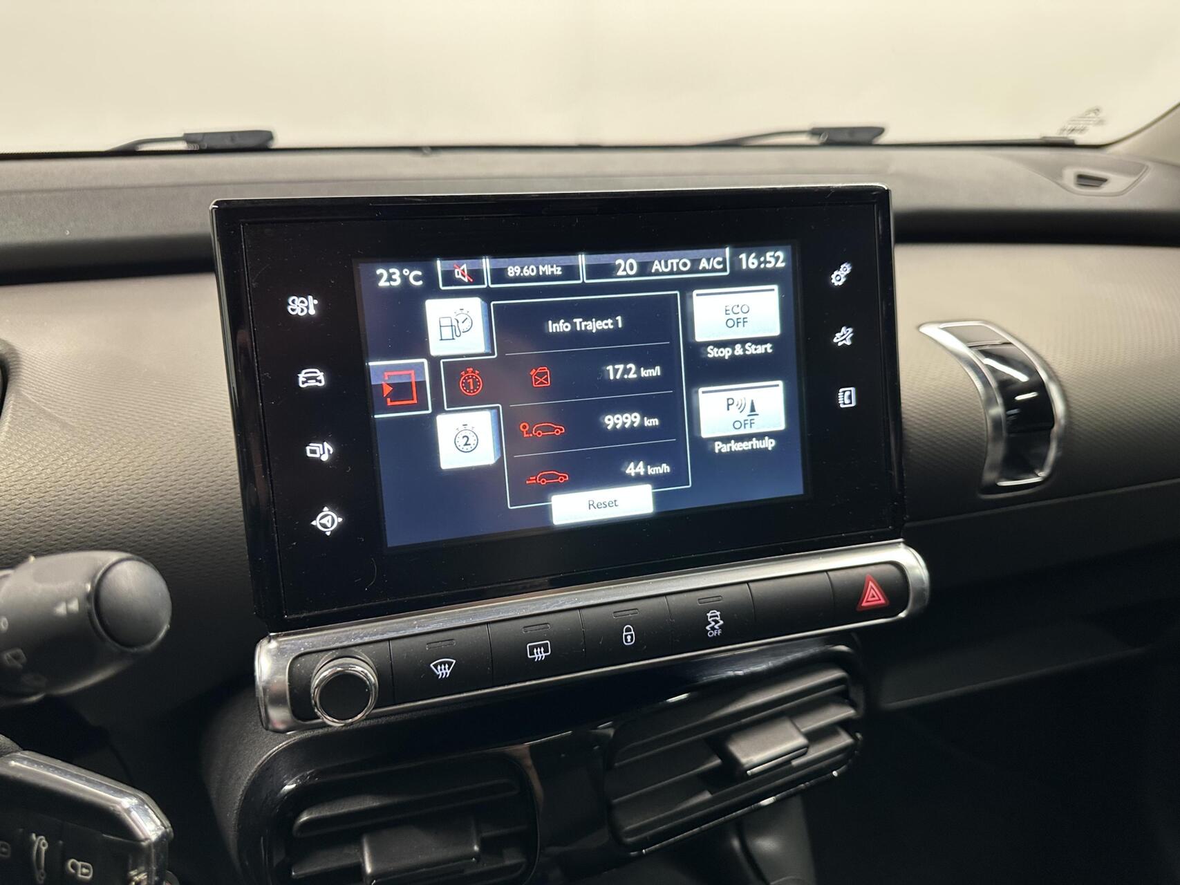 Foto van Citroen C4 Cactus