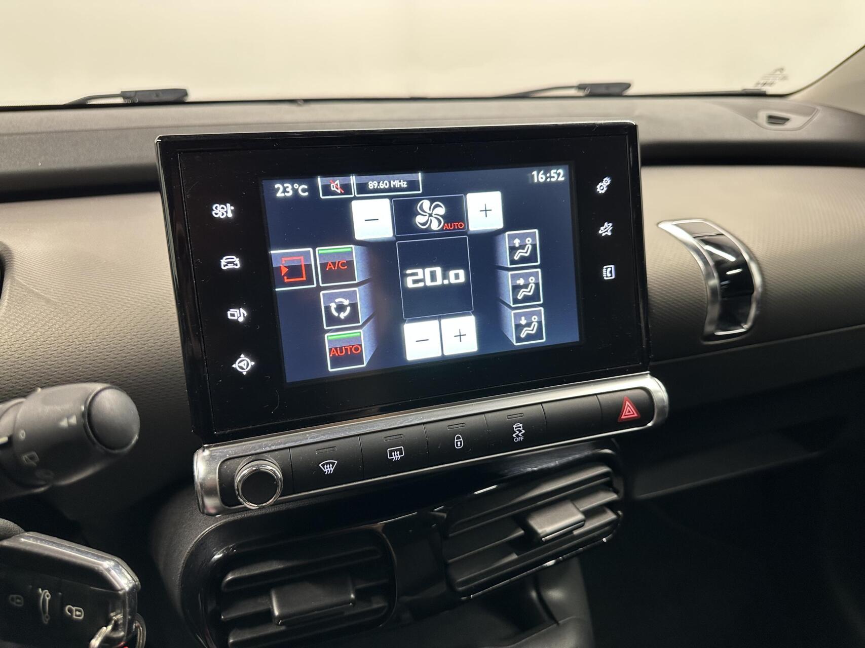 Foto van Citroen C4 Cactus