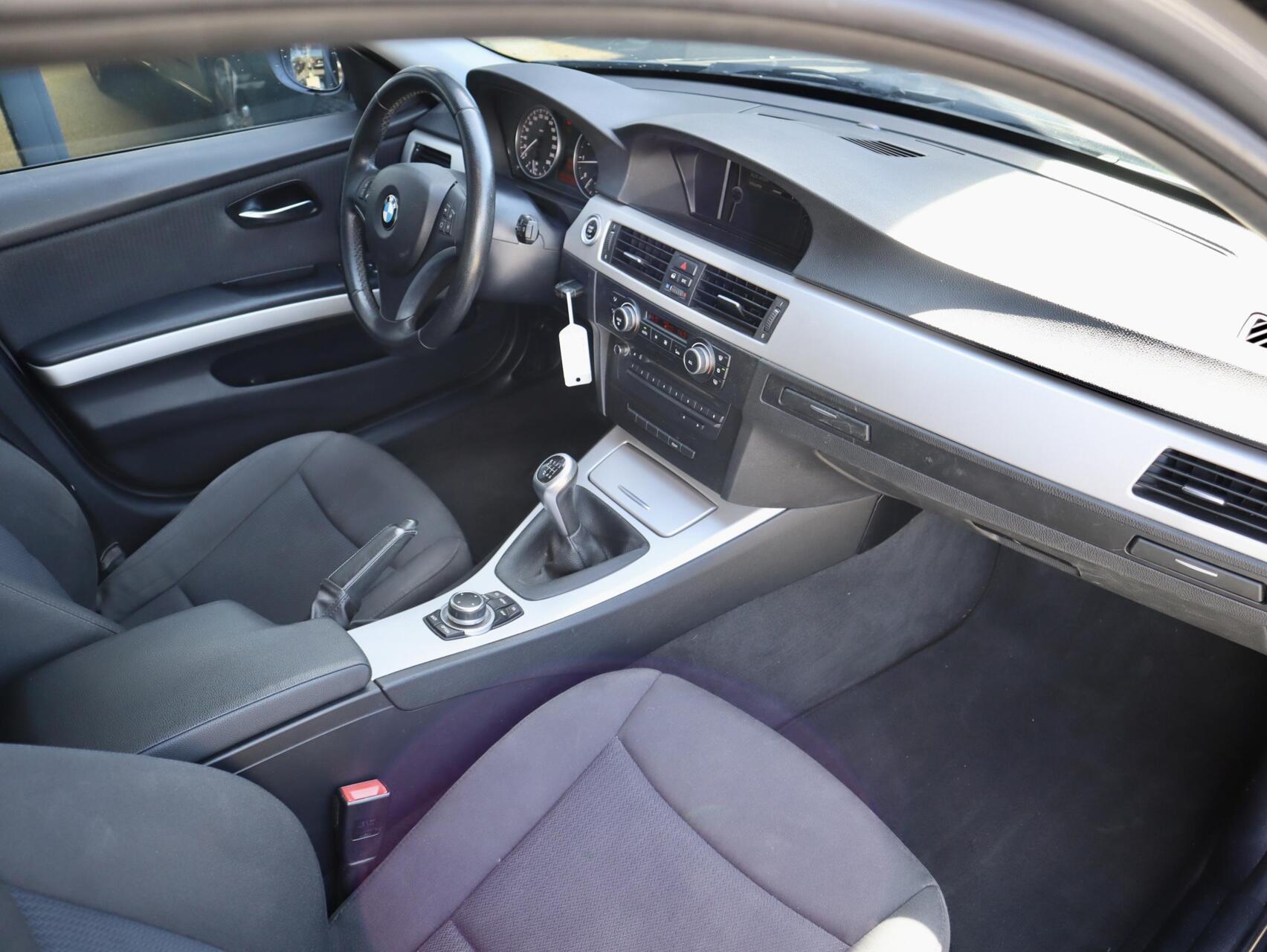 Foto van BMW 318i