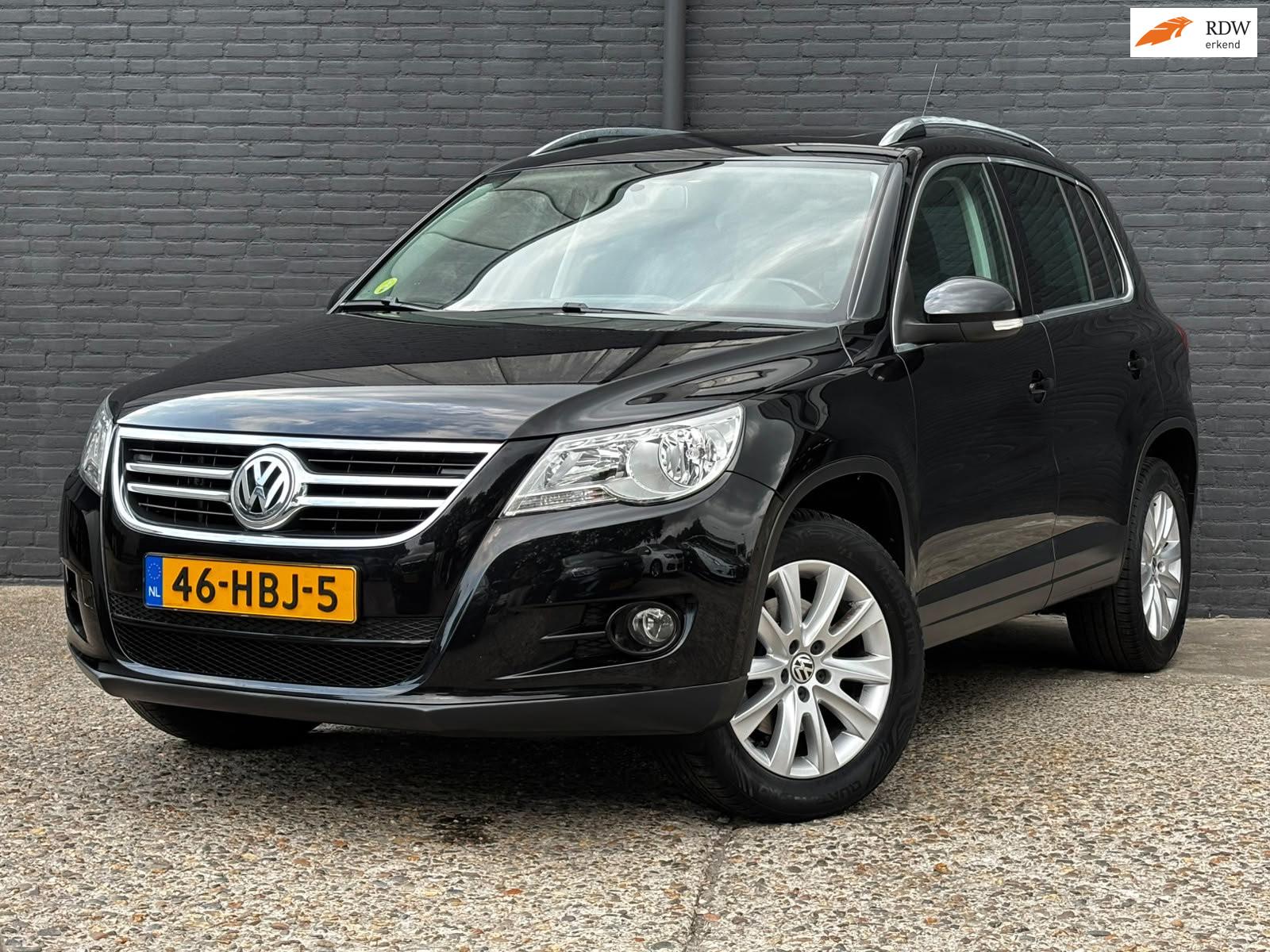 Volkswagen Tiguan 2.0 TSI Comfort&Design 4Motion PANO|TREKHAAK|NAVI|ELEK RAMEN|AIRCO 2008 - voorkant