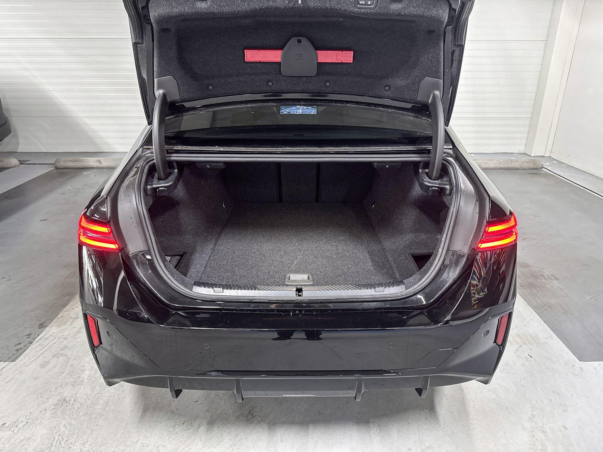 Foto van BMW I5 M60 xDrive
