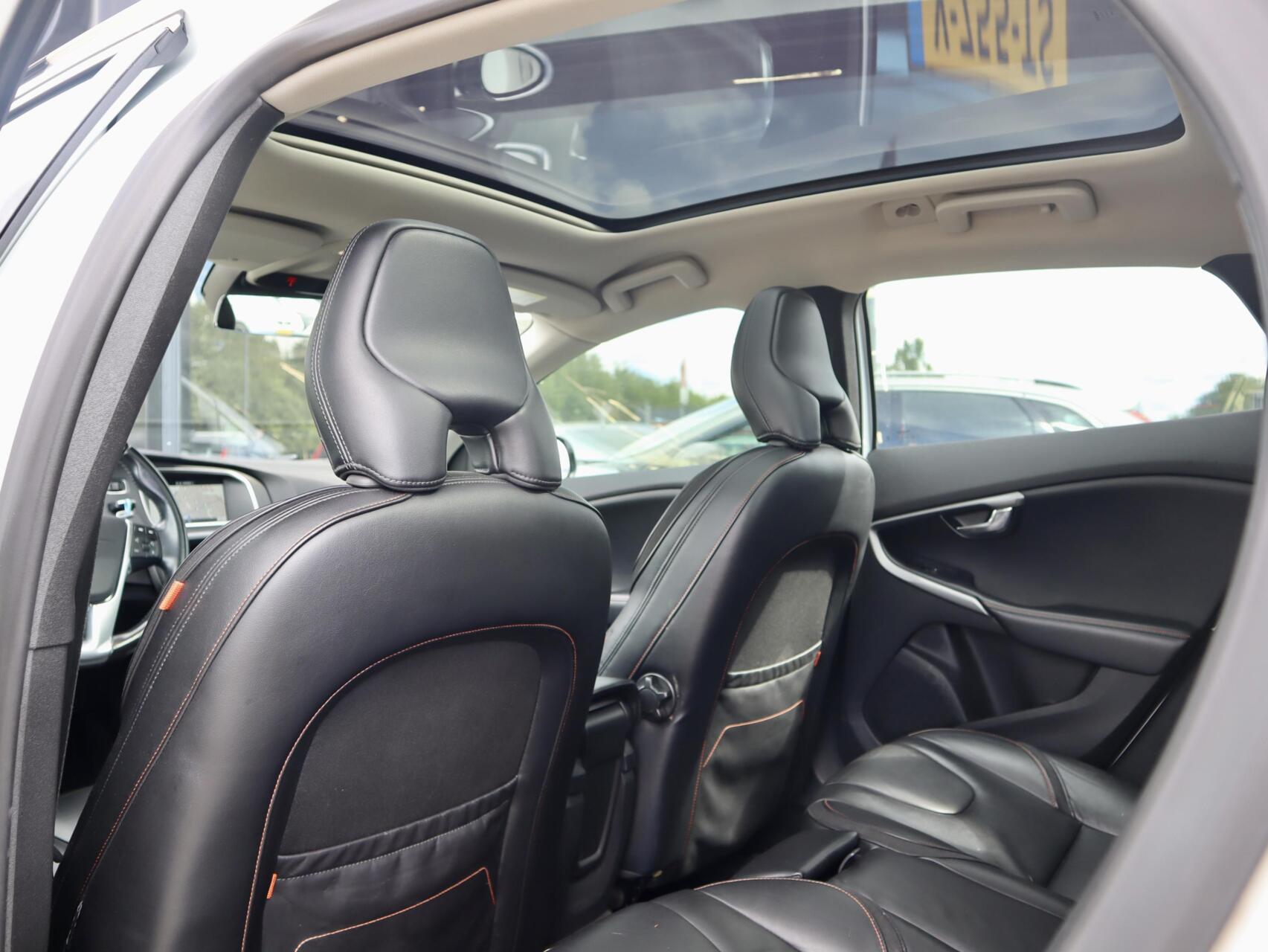 Foto van Volvo V40 Cross Country