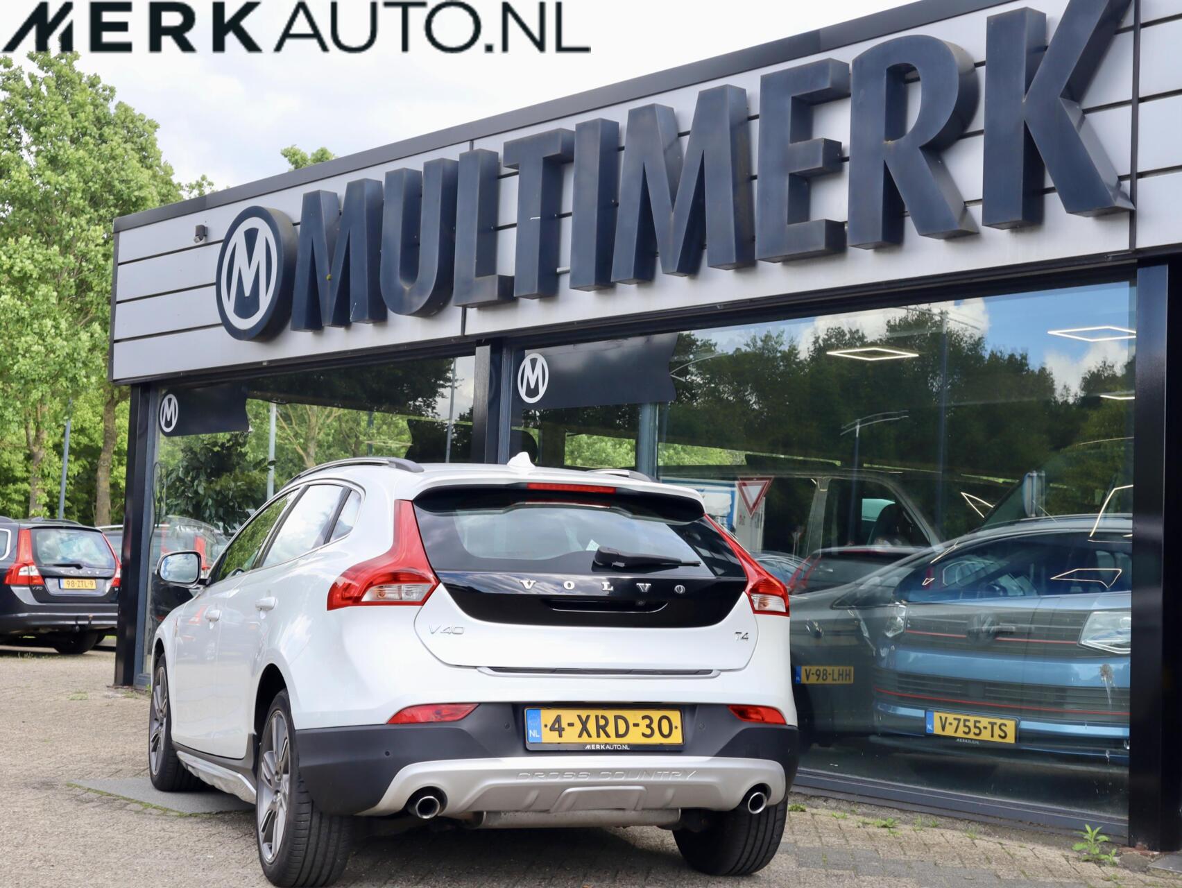 Foto van Volvo V40 Cross Country