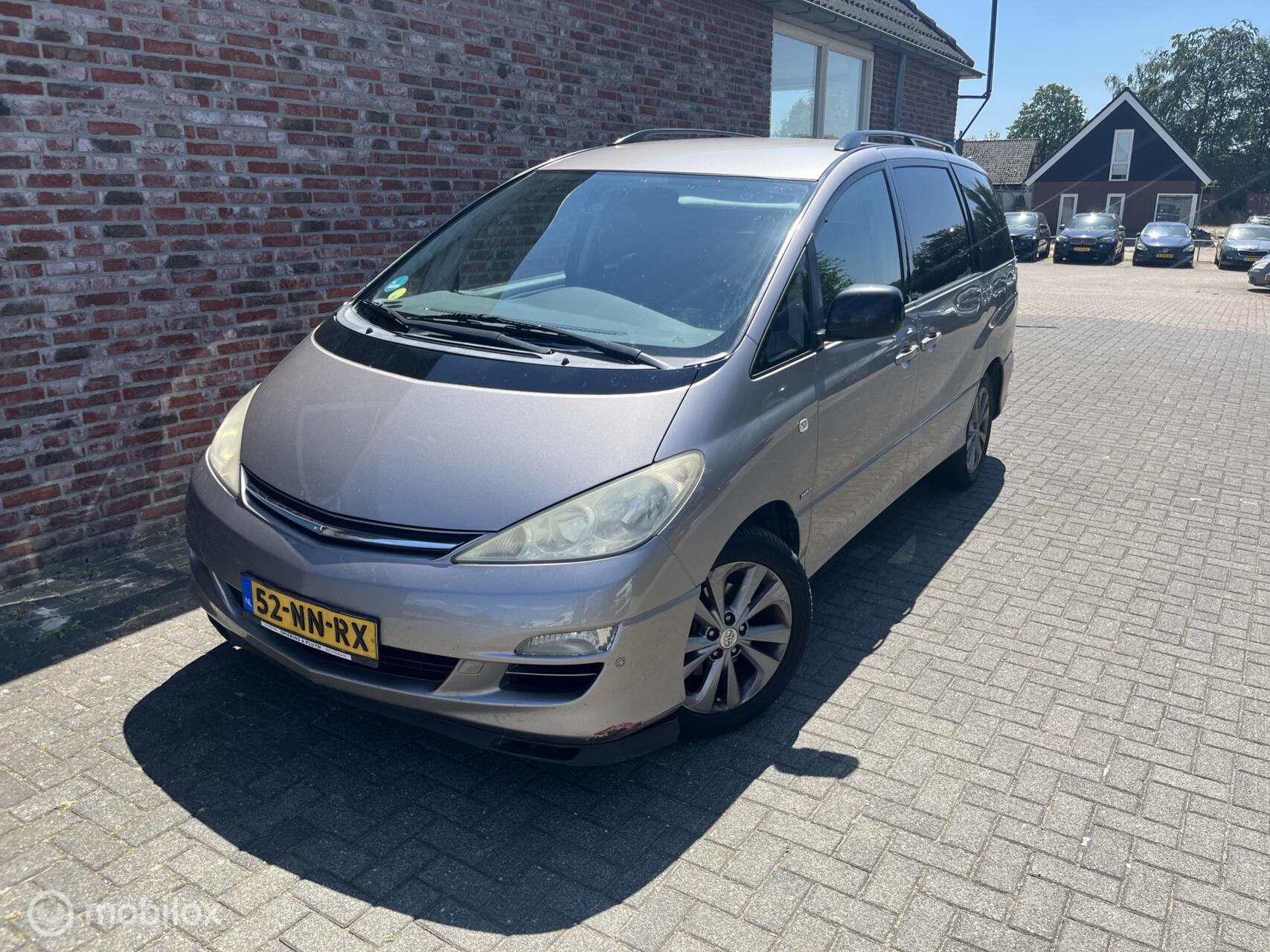 Toyota Toyota Previa 2.4 VVT-i Sol 2004 - voorkant