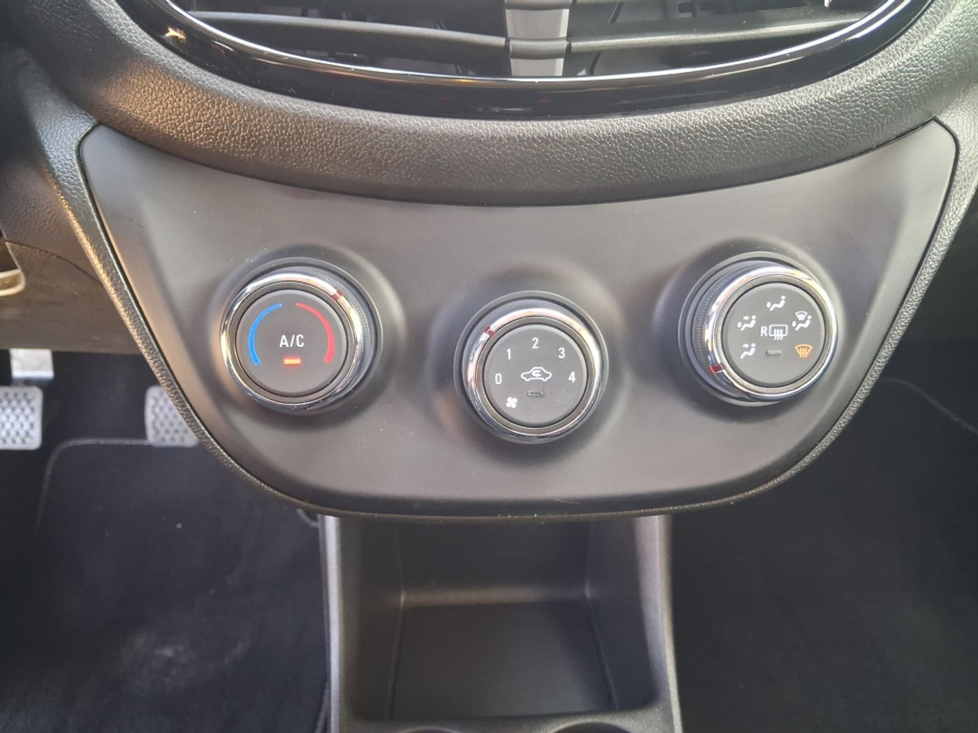 Foto van Opel Karl Rocks / Viva Rocks
