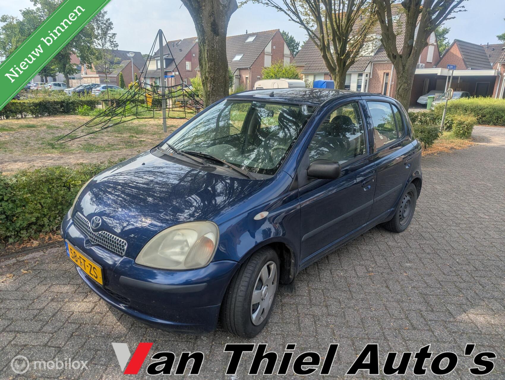 Toyota Toyota Yaris 1.3-16V VVT-i Luna 2000 - voorkant