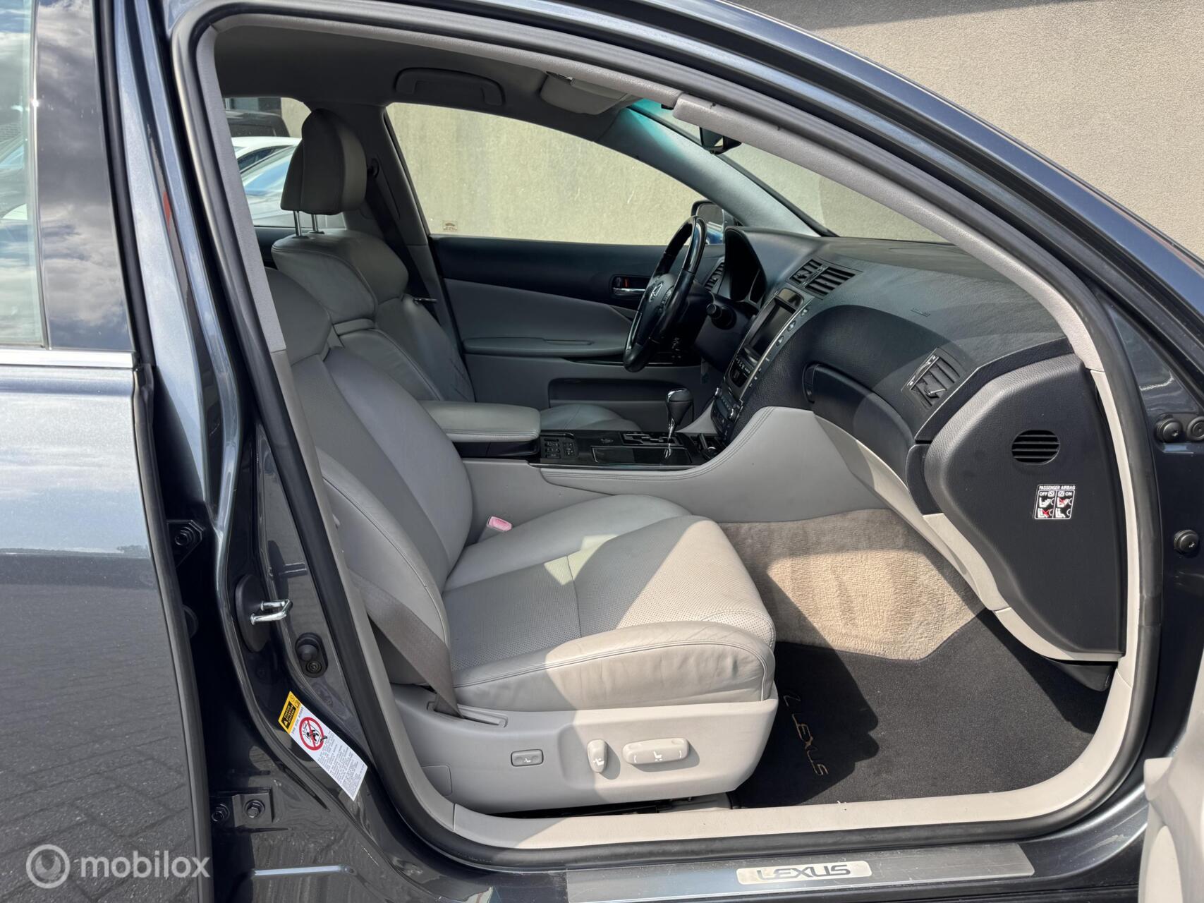 Foto van Lexus Lexus Gs450h