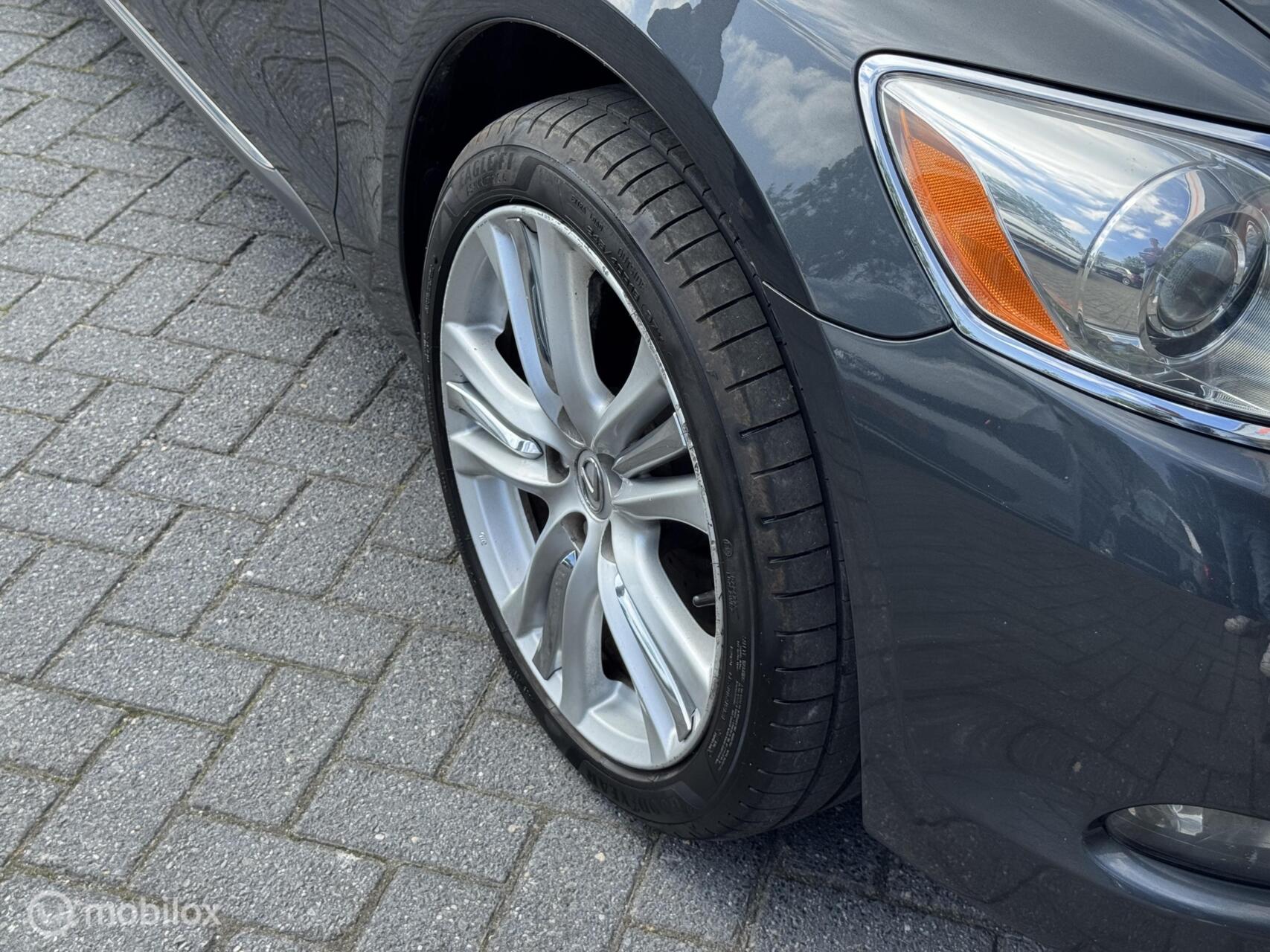Foto van Lexus Lexus Gs450h