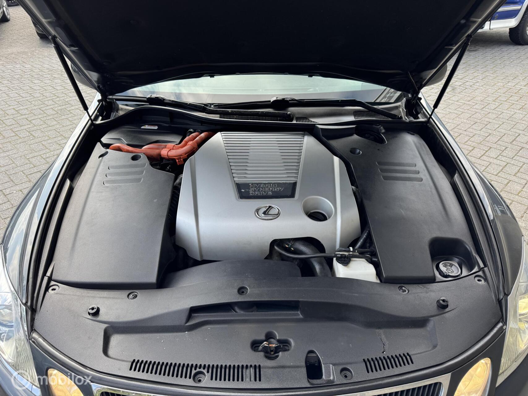Foto van Lexus Lexus Gs450h