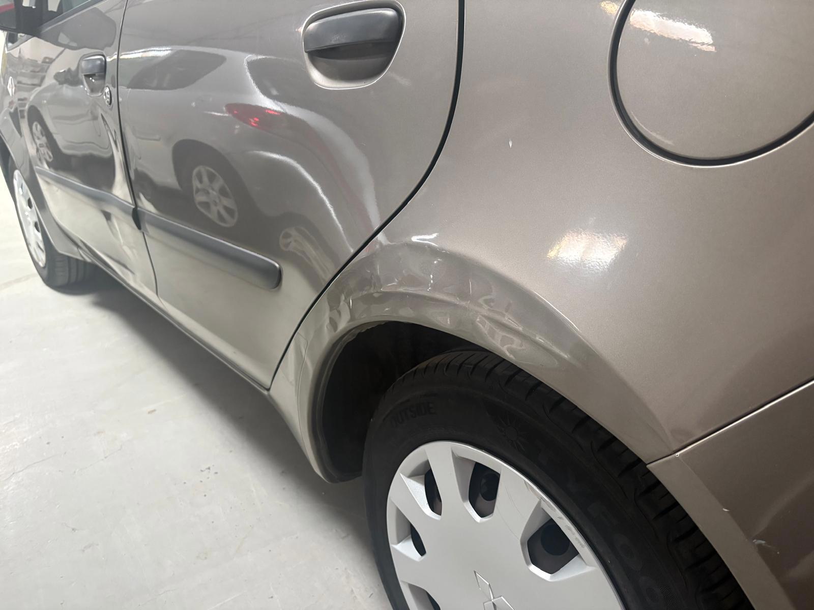 Foto van Mitsubishi Mitsubishi Colt