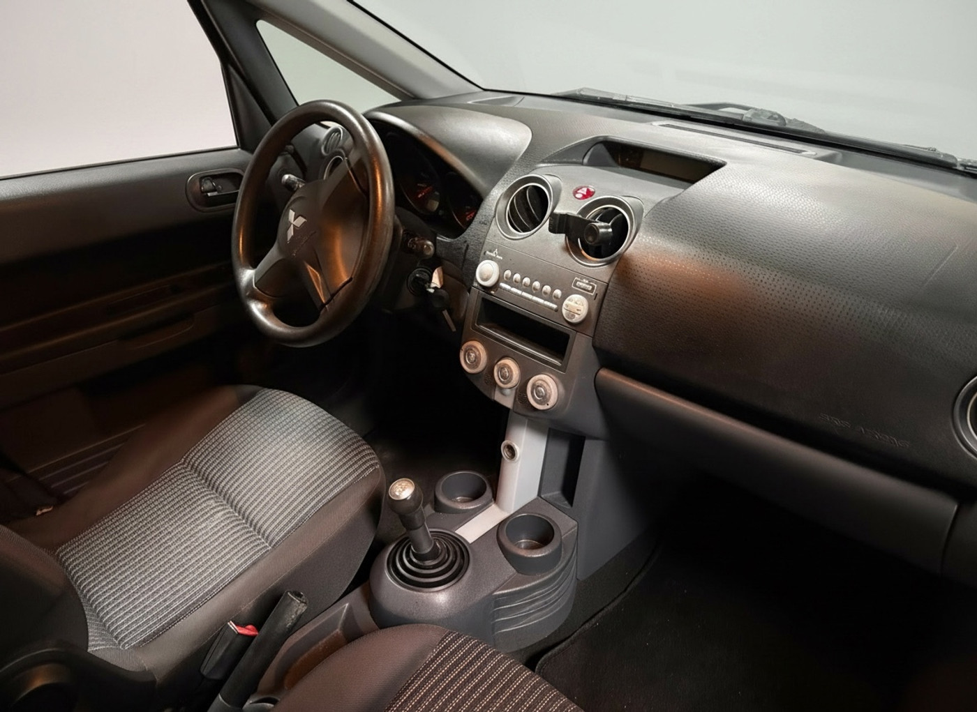 Foto van Mitsubishi Mitsubishi Colt