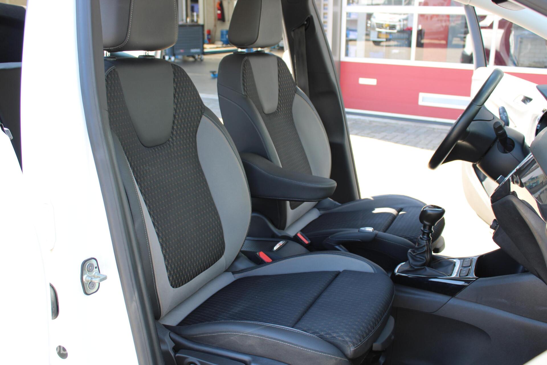 Foto van Opel Crossland X