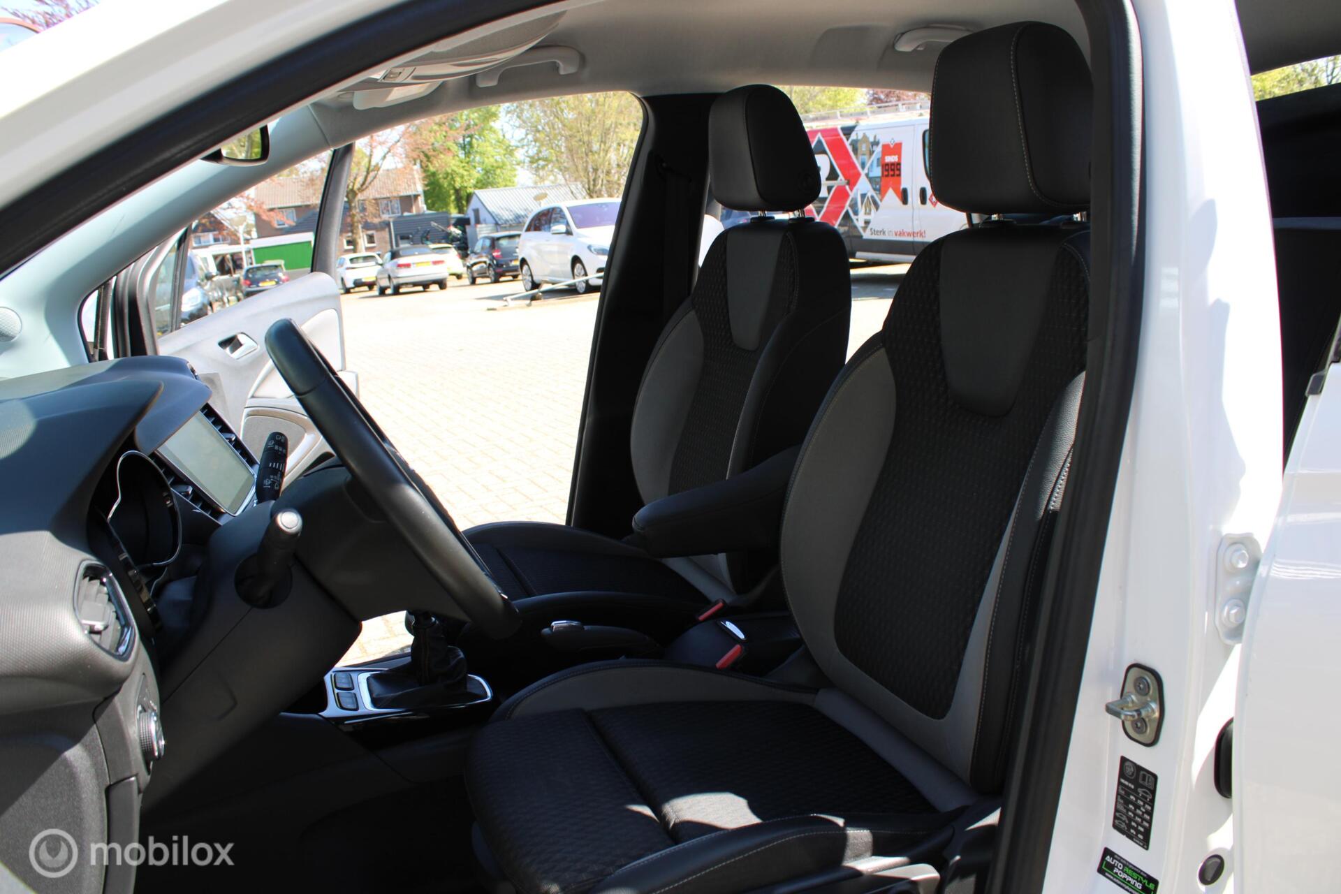 Foto van Opel Crossland X