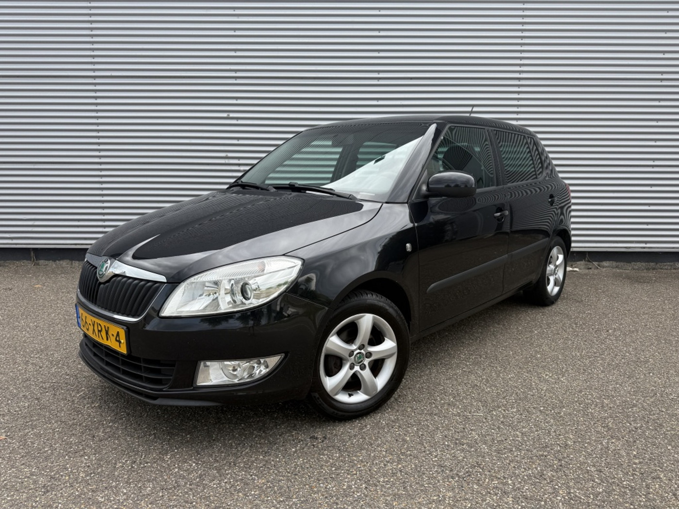 Skoda Fabia 1.2 TSI Tour NAP Airco Cruise Trekhaak 15" lichtmetaal 2012 - voorkant