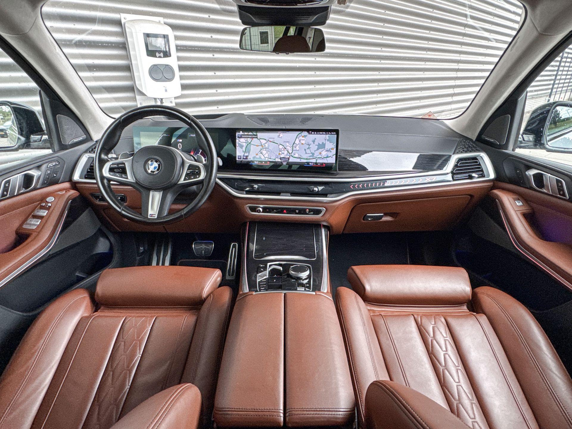 Foto van BMW X7 Xdrive40d