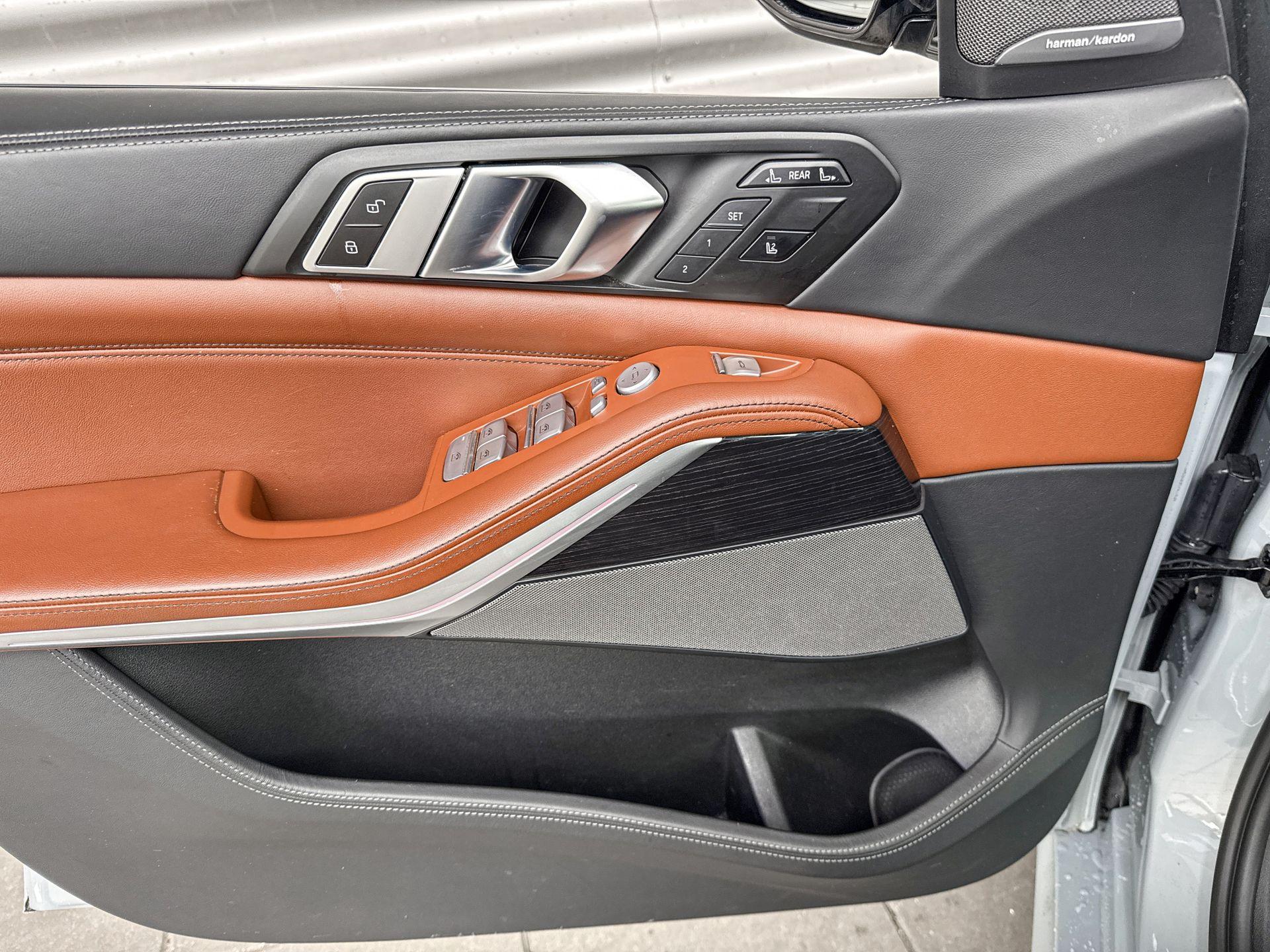 Foto van BMW X7 Xdrive40d