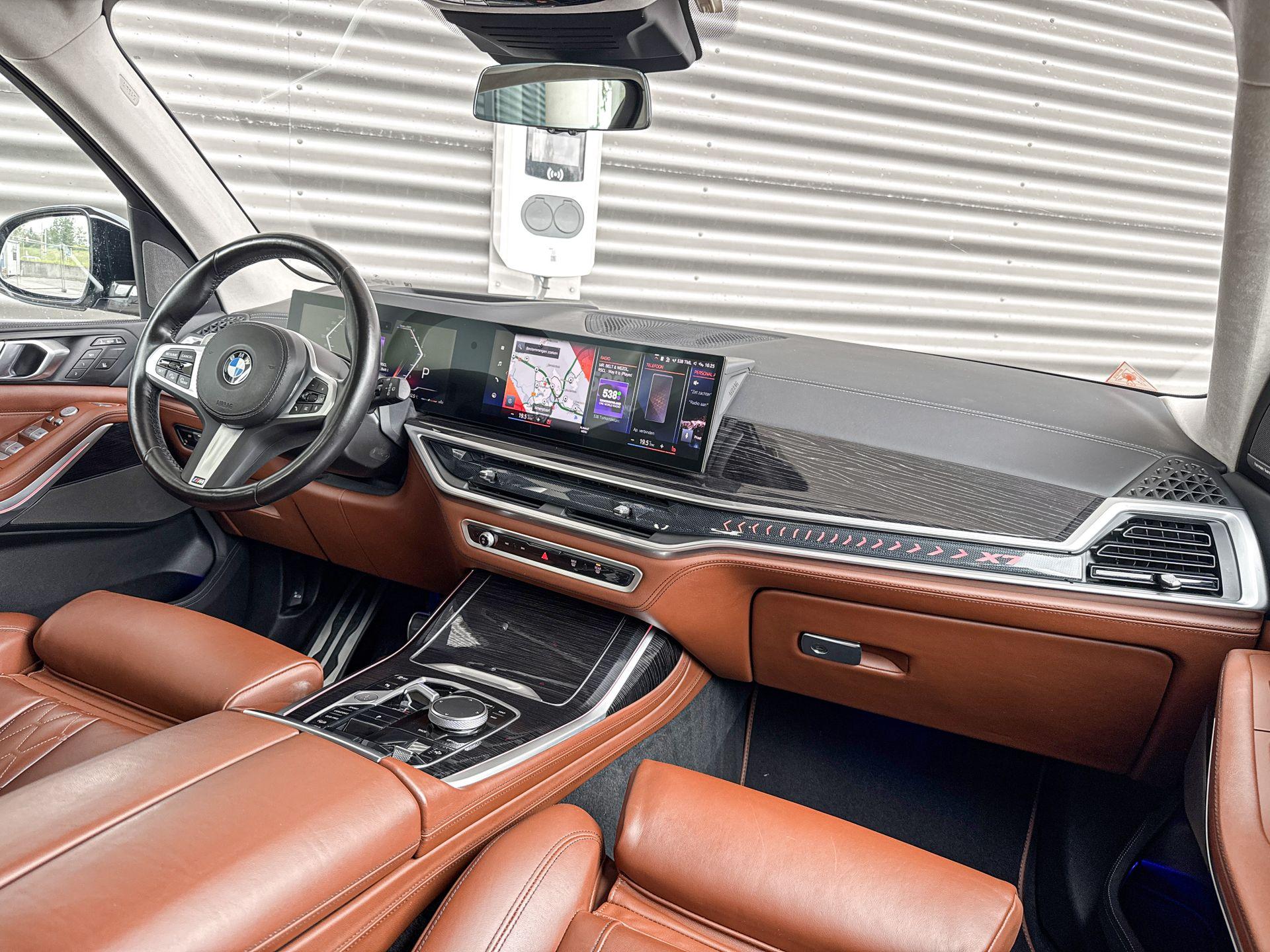 Foto van BMW X7 Xdrive40d