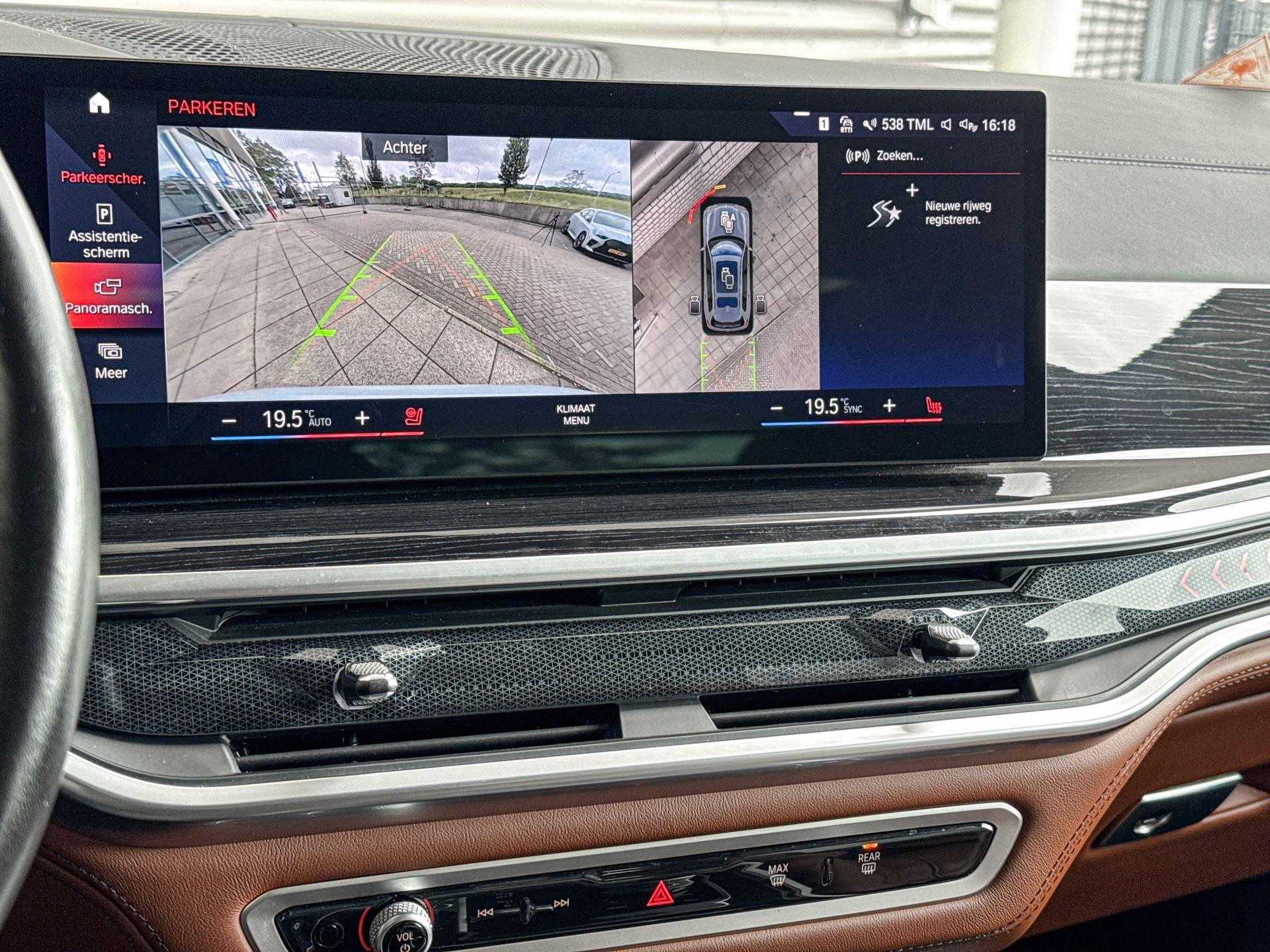 Foto van BMW X7 Xdrive40d