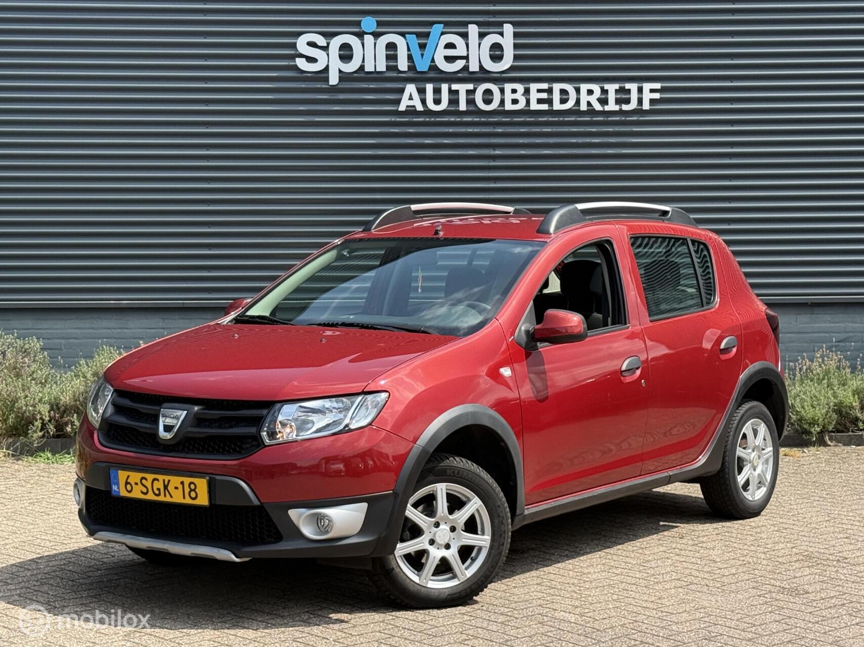 Dacia Sandero 0.9 TCe Stepway Ambiance 2013 - voorkant