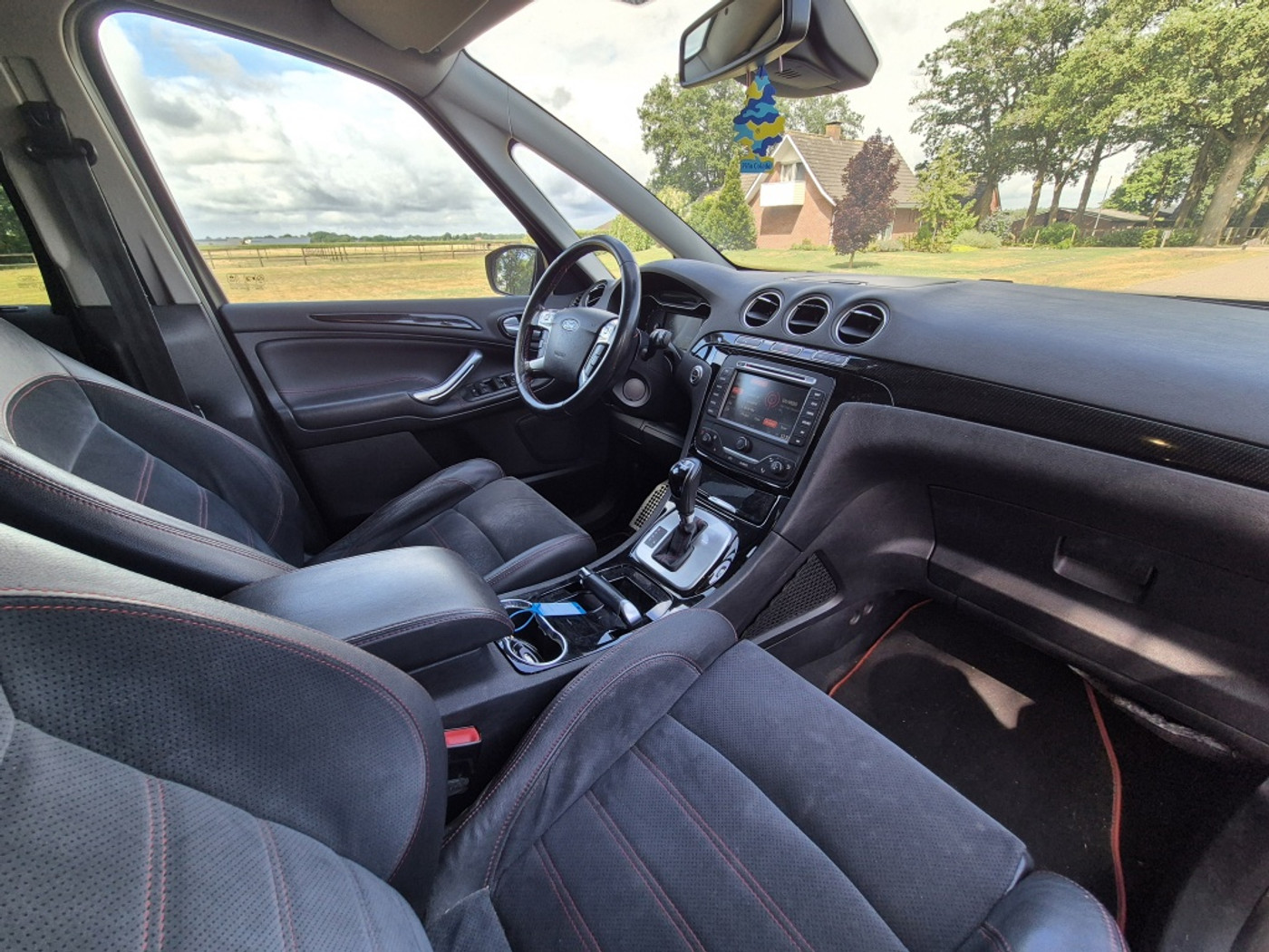 Foto van Ford S-max