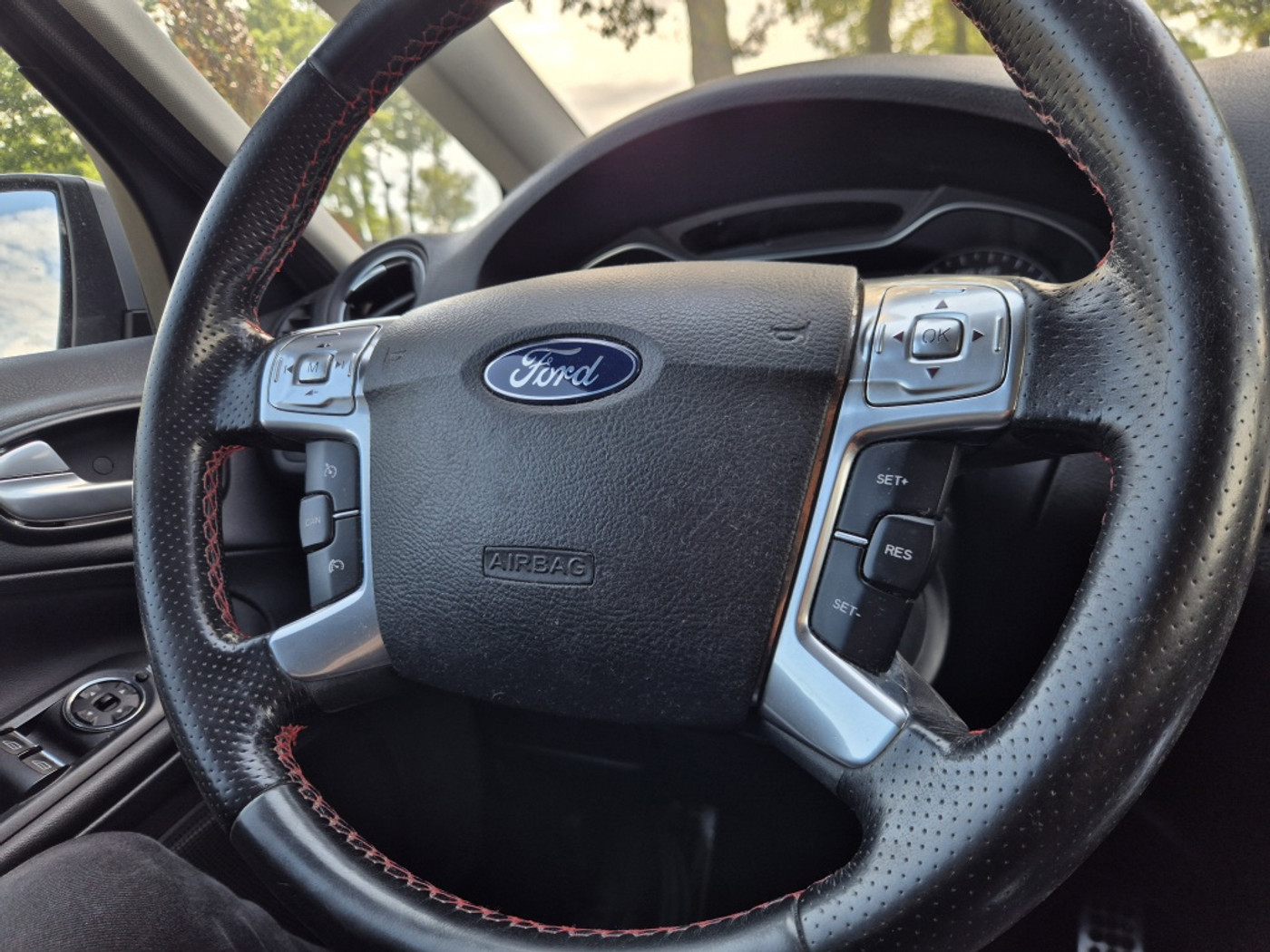 Foto van Ford S-max