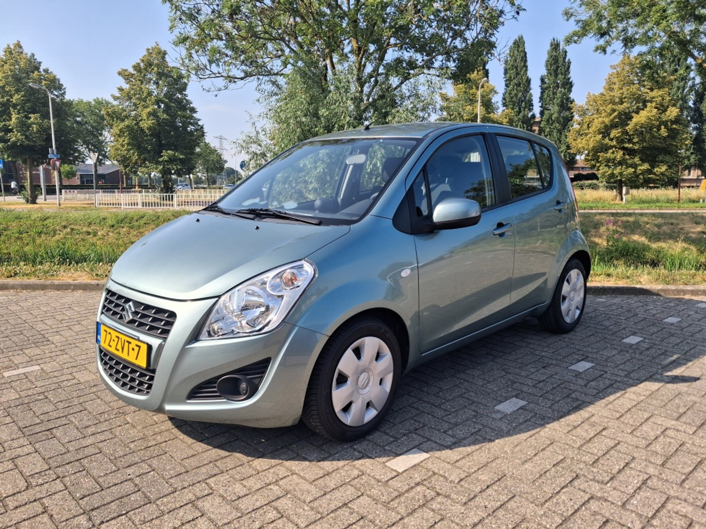 Suzuki Splash 1.2 Comfort Automaat 2013 - voorkant