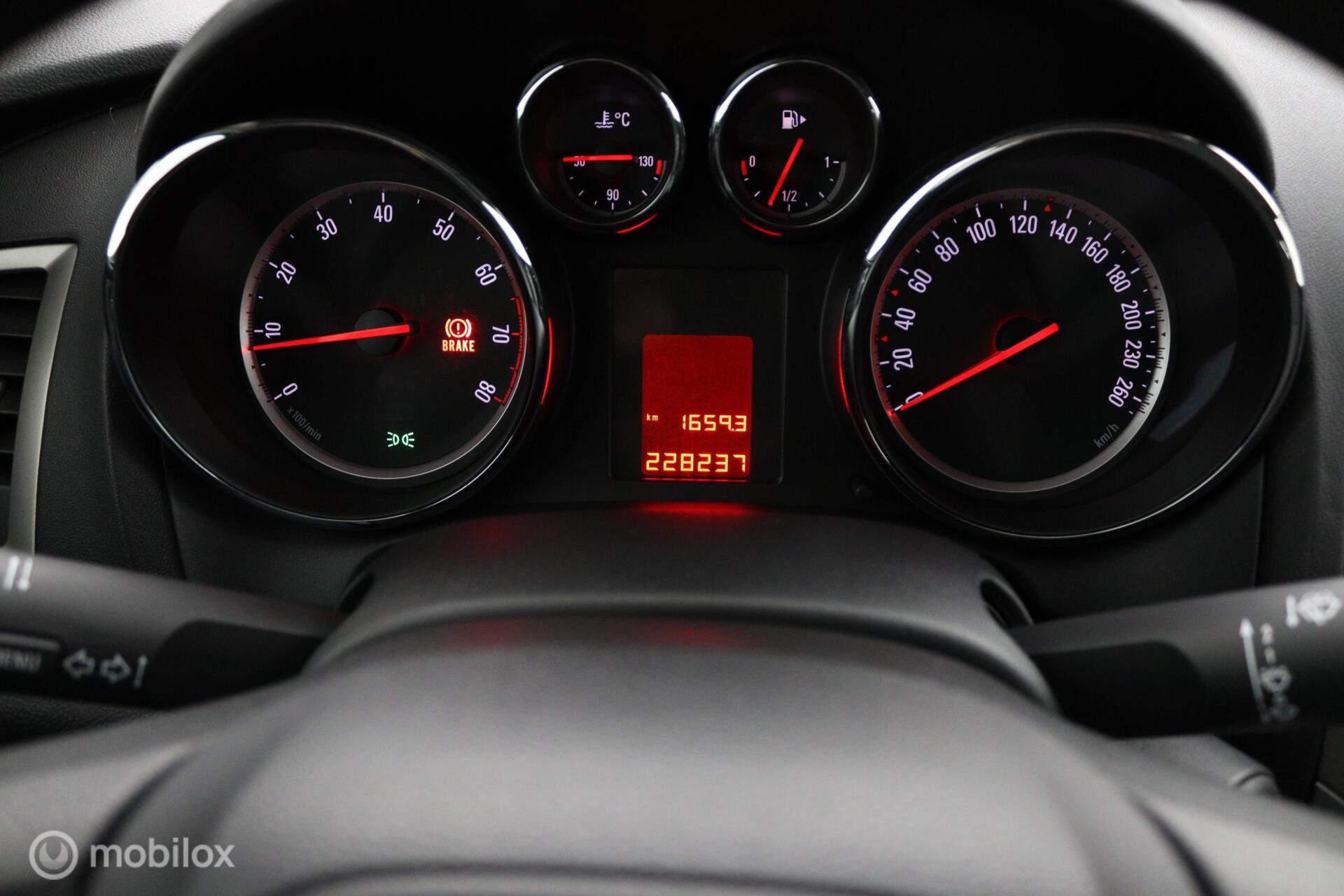 Foto van Opel Astra Sports Tourer