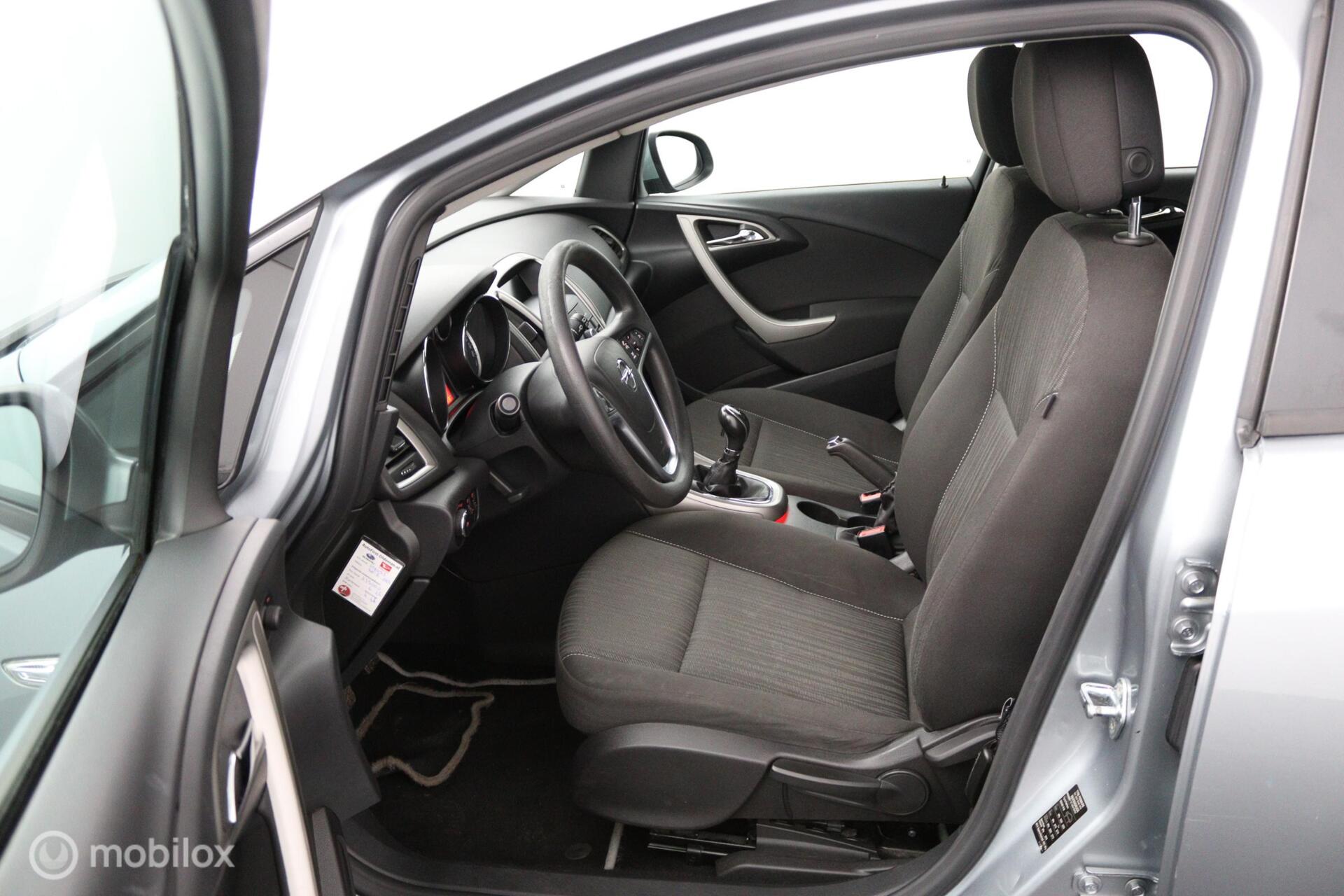 Foto van Opel Astra Sports Tourer