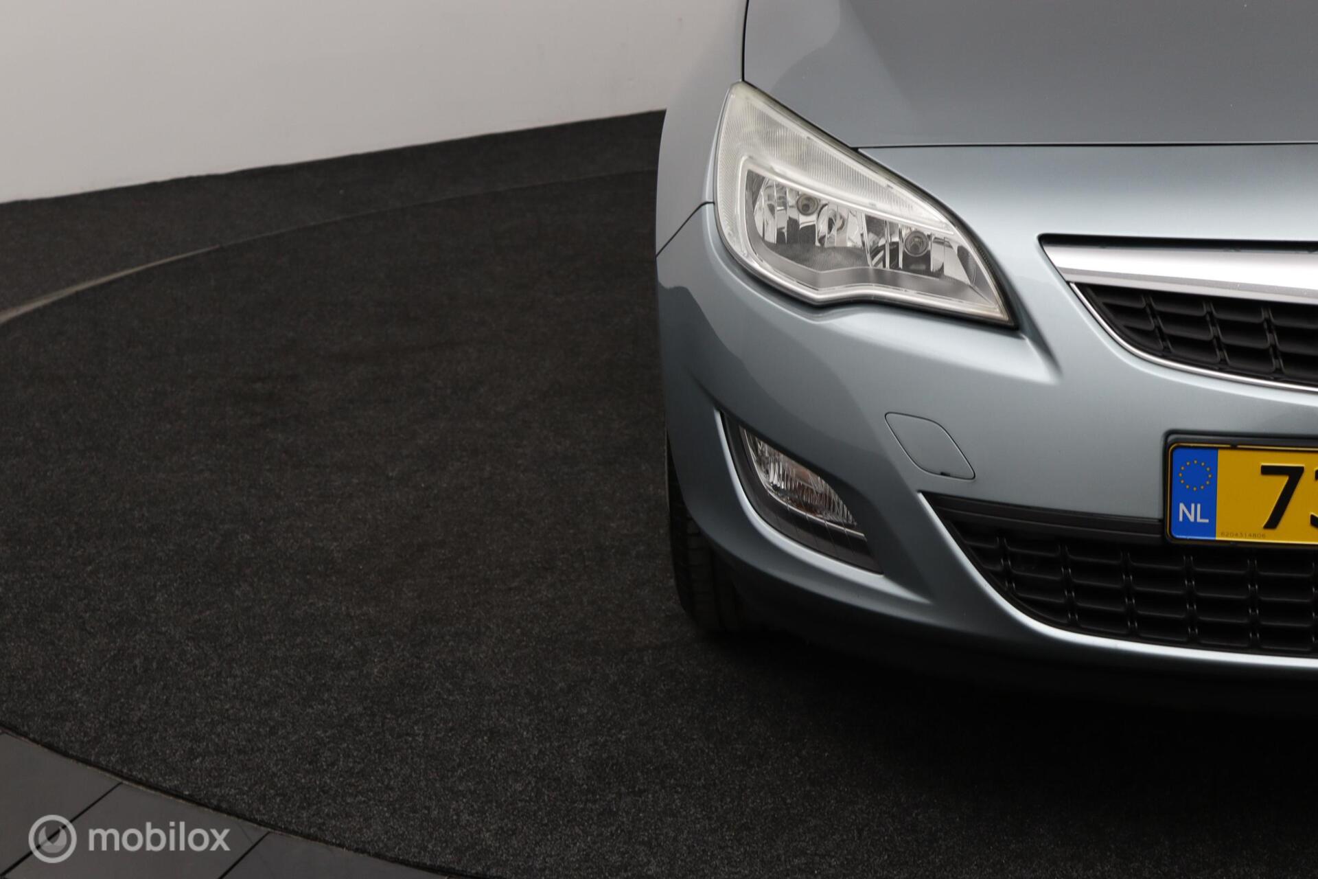Foto van Opel Astra Sports Tourer