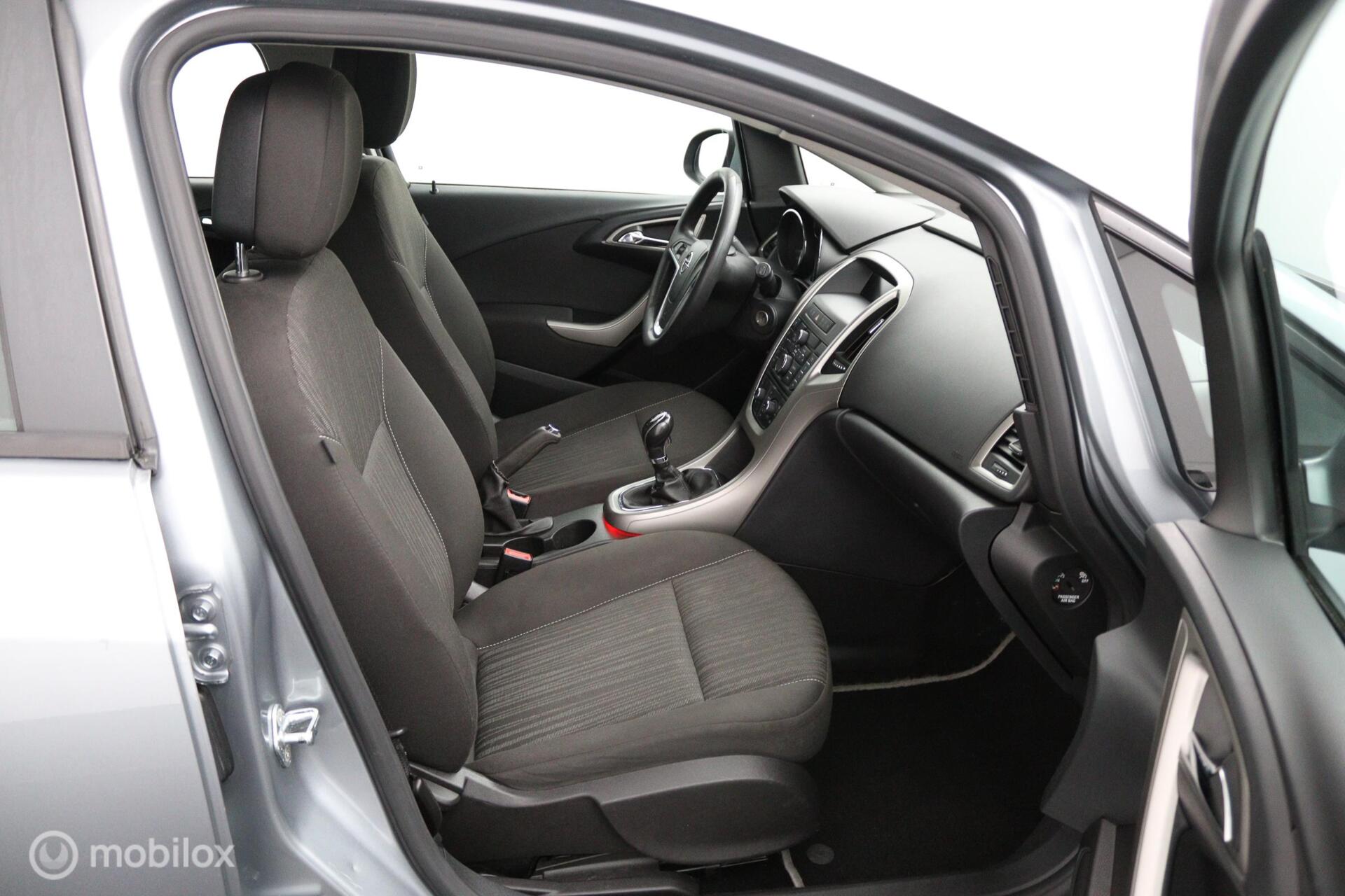 Foto van Opel Astra Sports Tourer