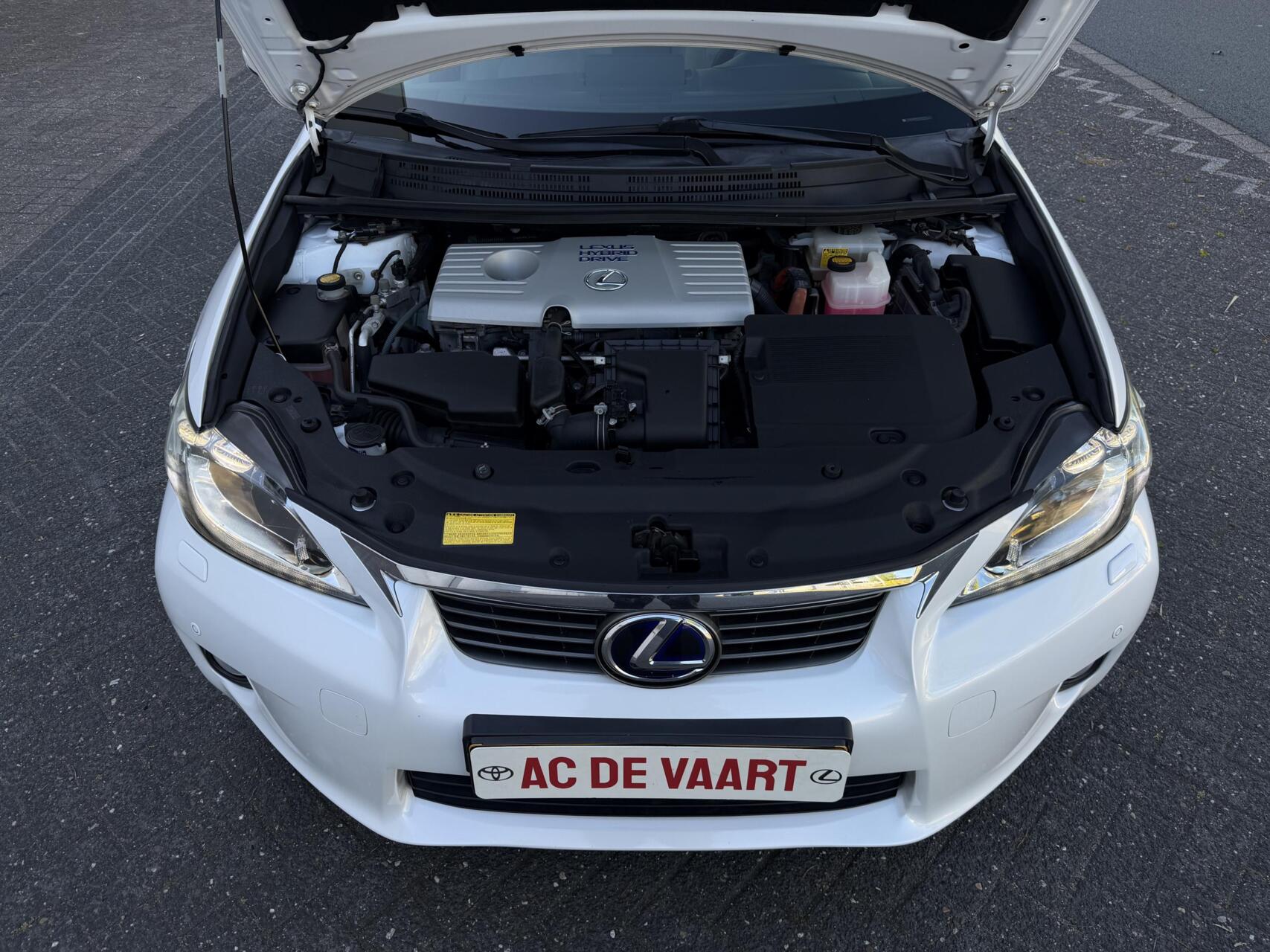Foto van Lexus CT
