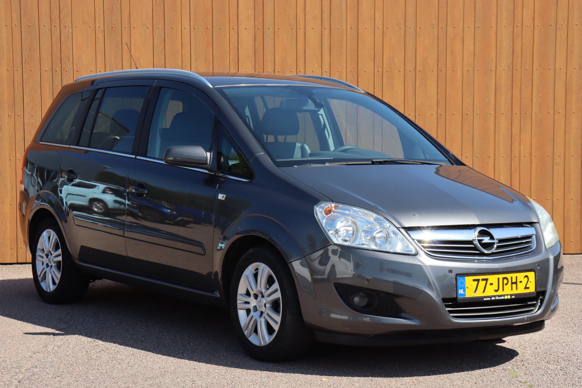 Foto van Opel Zafira