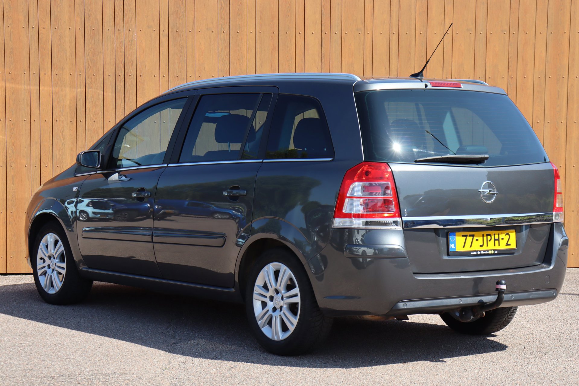 Foto van Opel Zafira