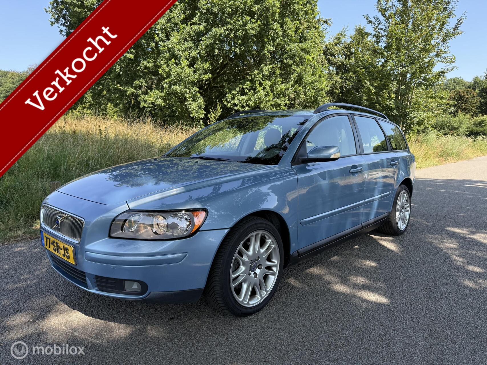 Volvo V50 2.4 Summum AUTOMAAT MOOIE NETTE AUTO! 2006 - voorkant