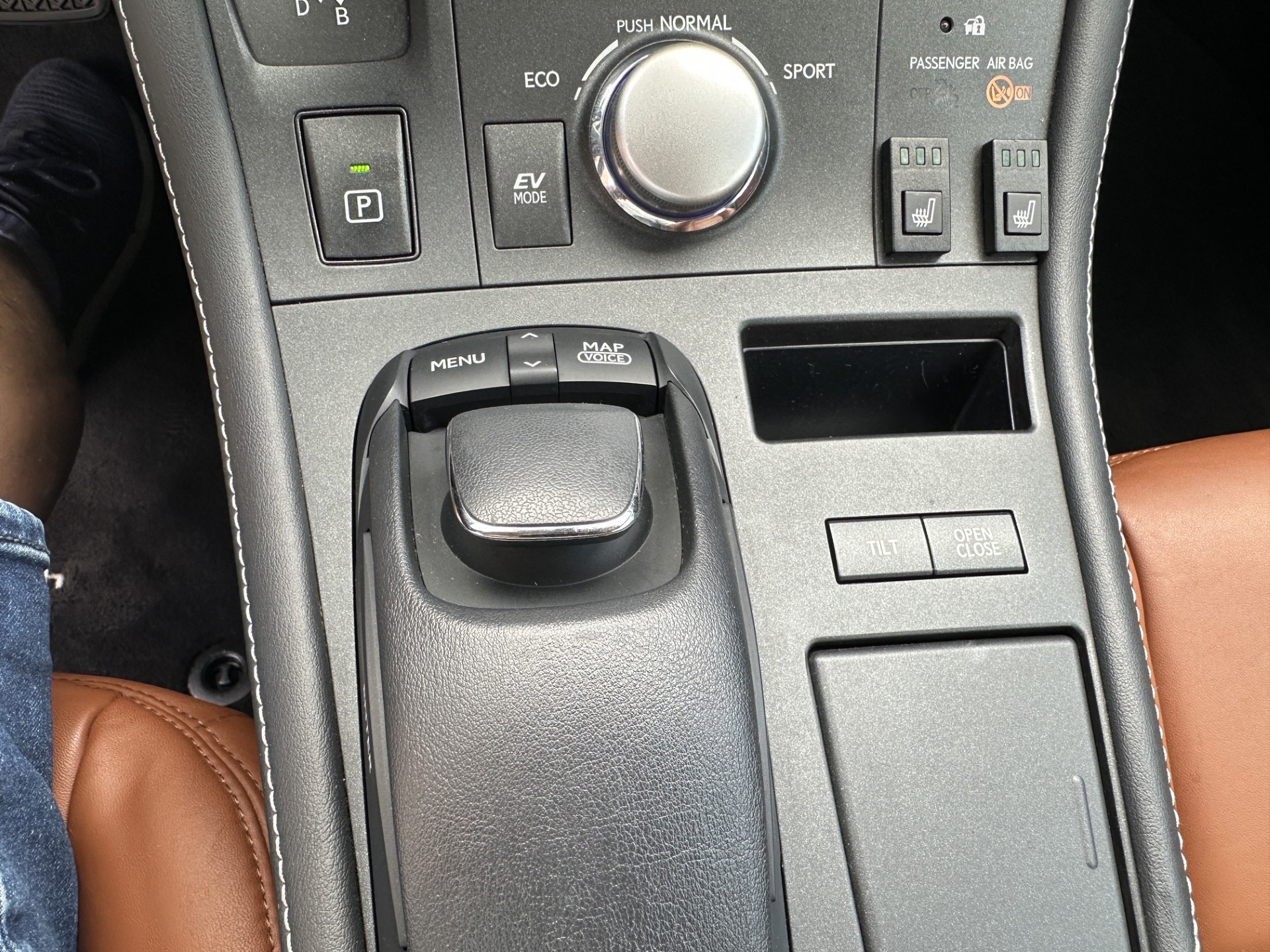 Foto van Lexus Lexus Ct200h