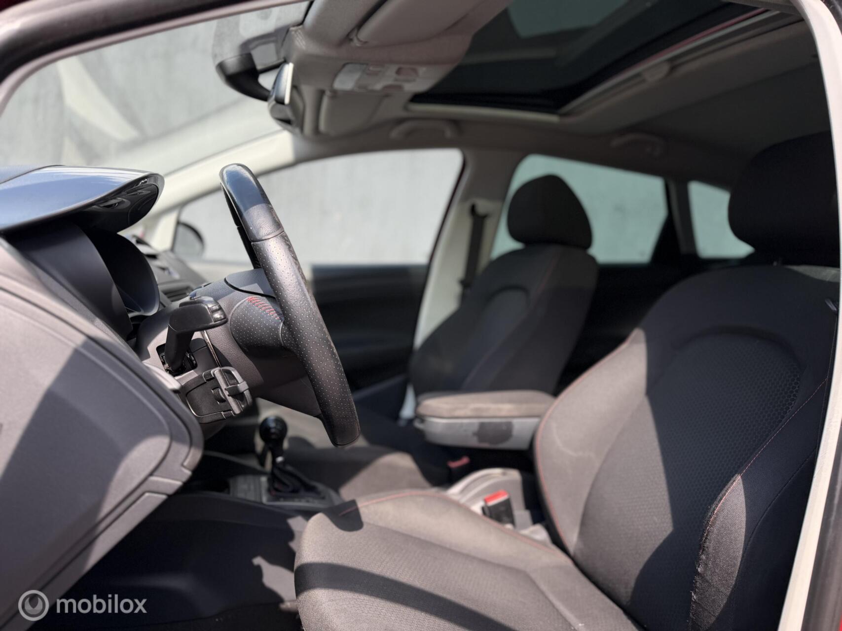 Foto van Seat Ibiza ST