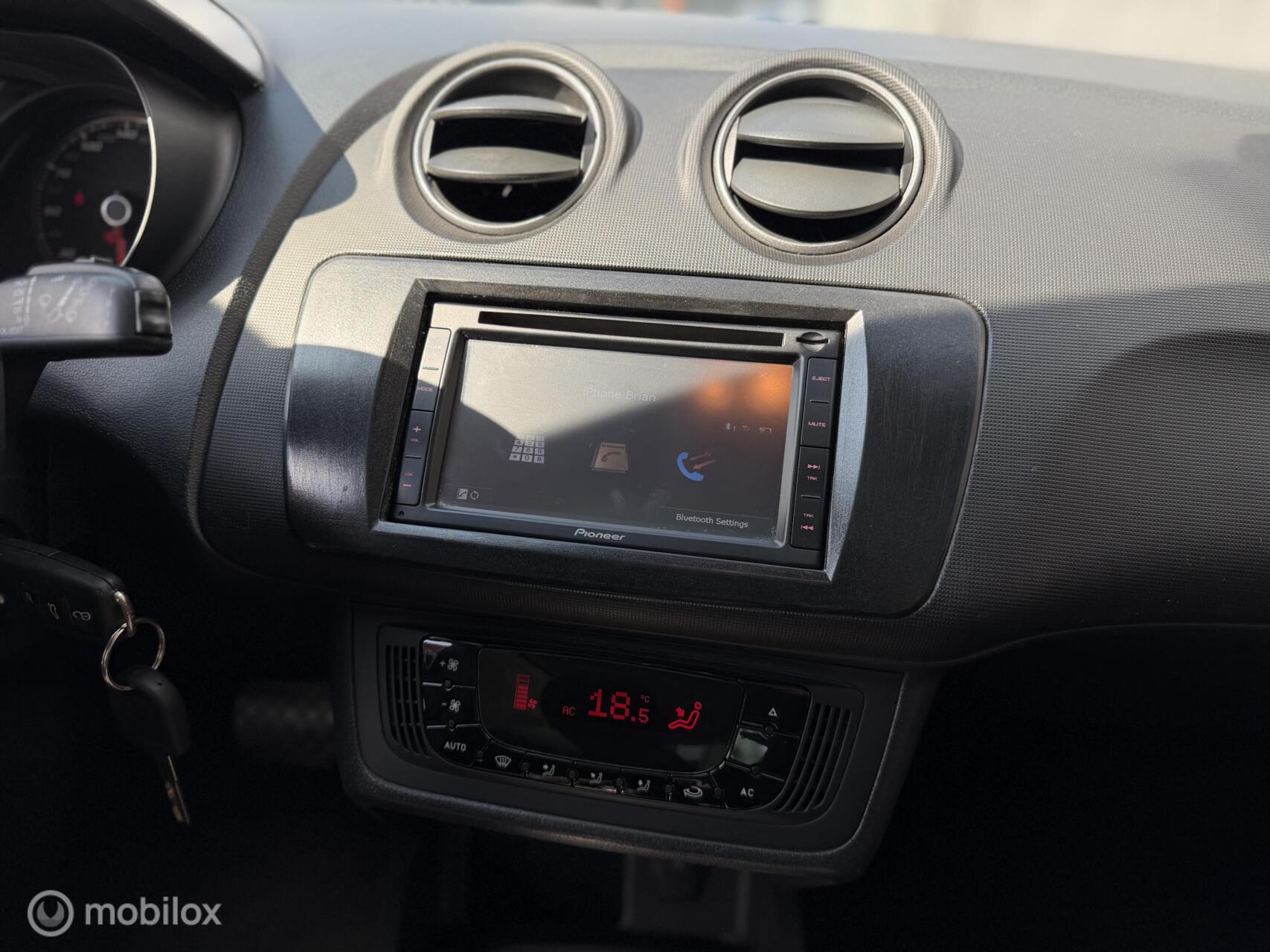 Foto van Seat Ibiza ST