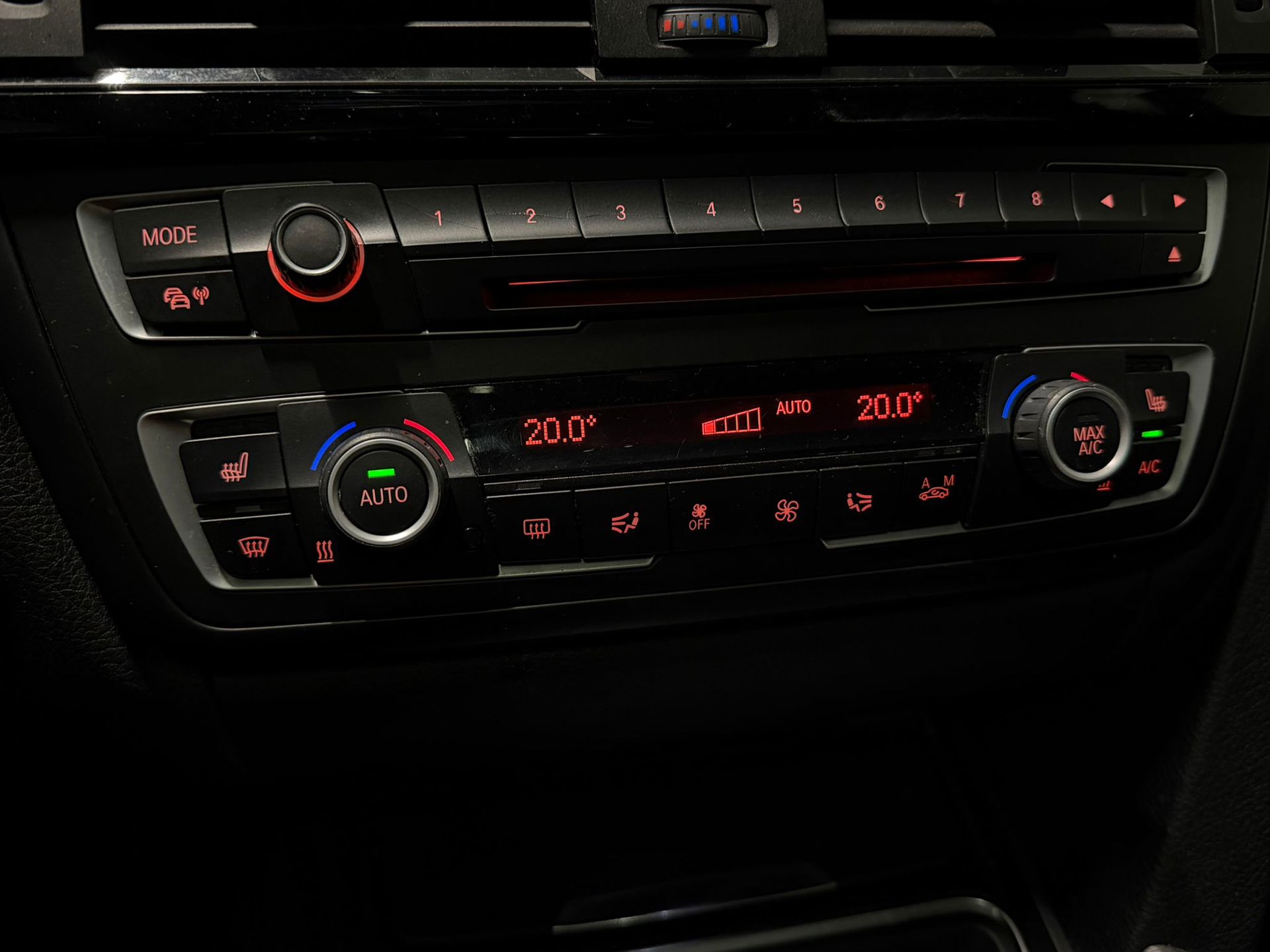 Foto van BMW 320i