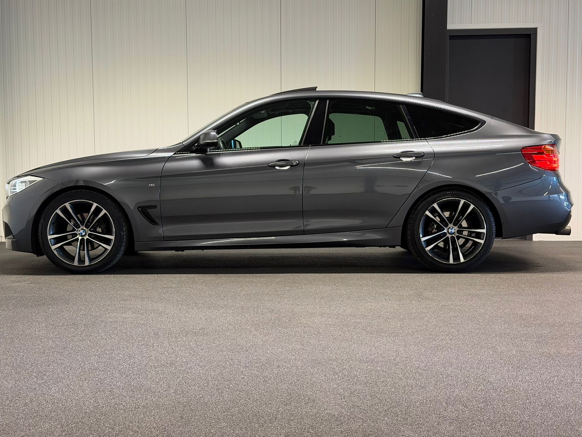 Foto van BMW 320i