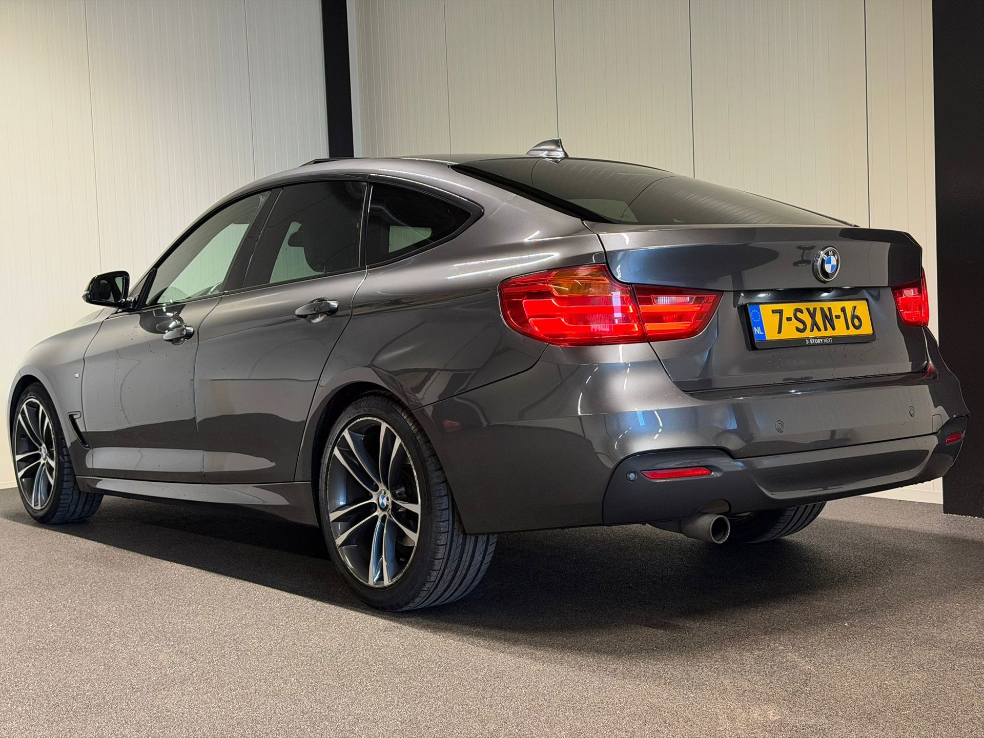 Foto van BMW 320i