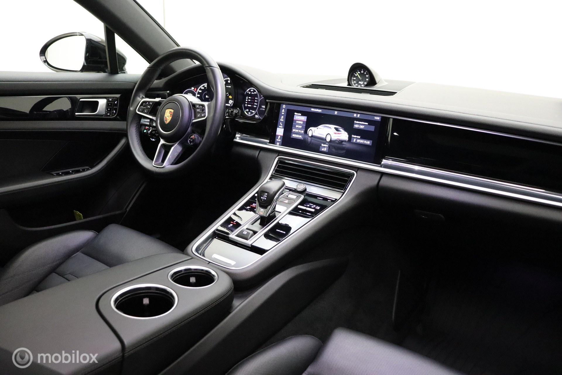 Foto van Porsche Panamera 4 E-hybrid