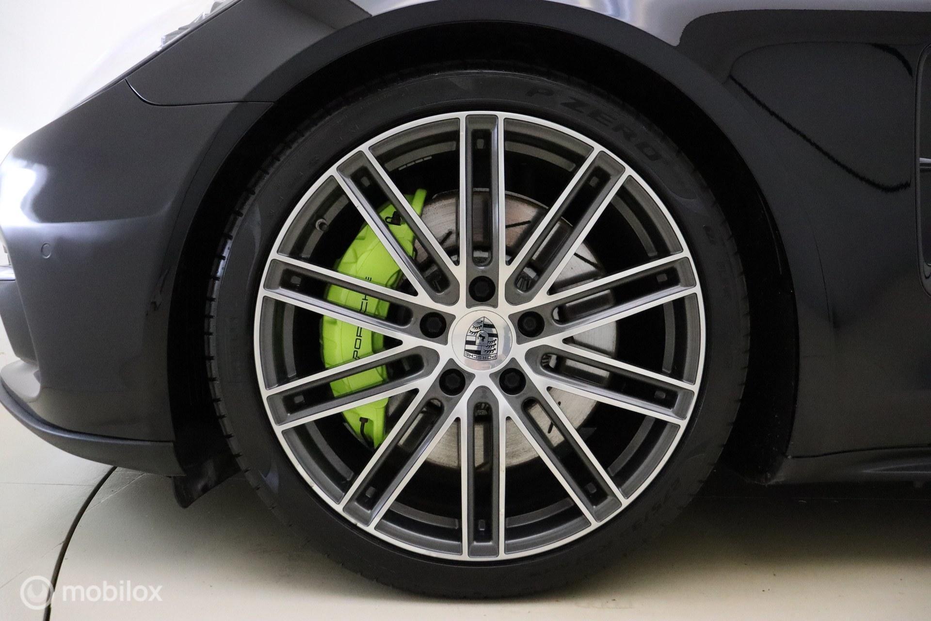 Foto van Porsche Panamera 4 E-hybrid
