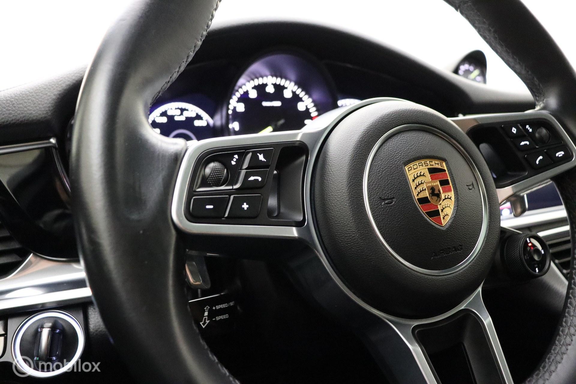 Foto van Porsche Panamera 4 E-hybrid