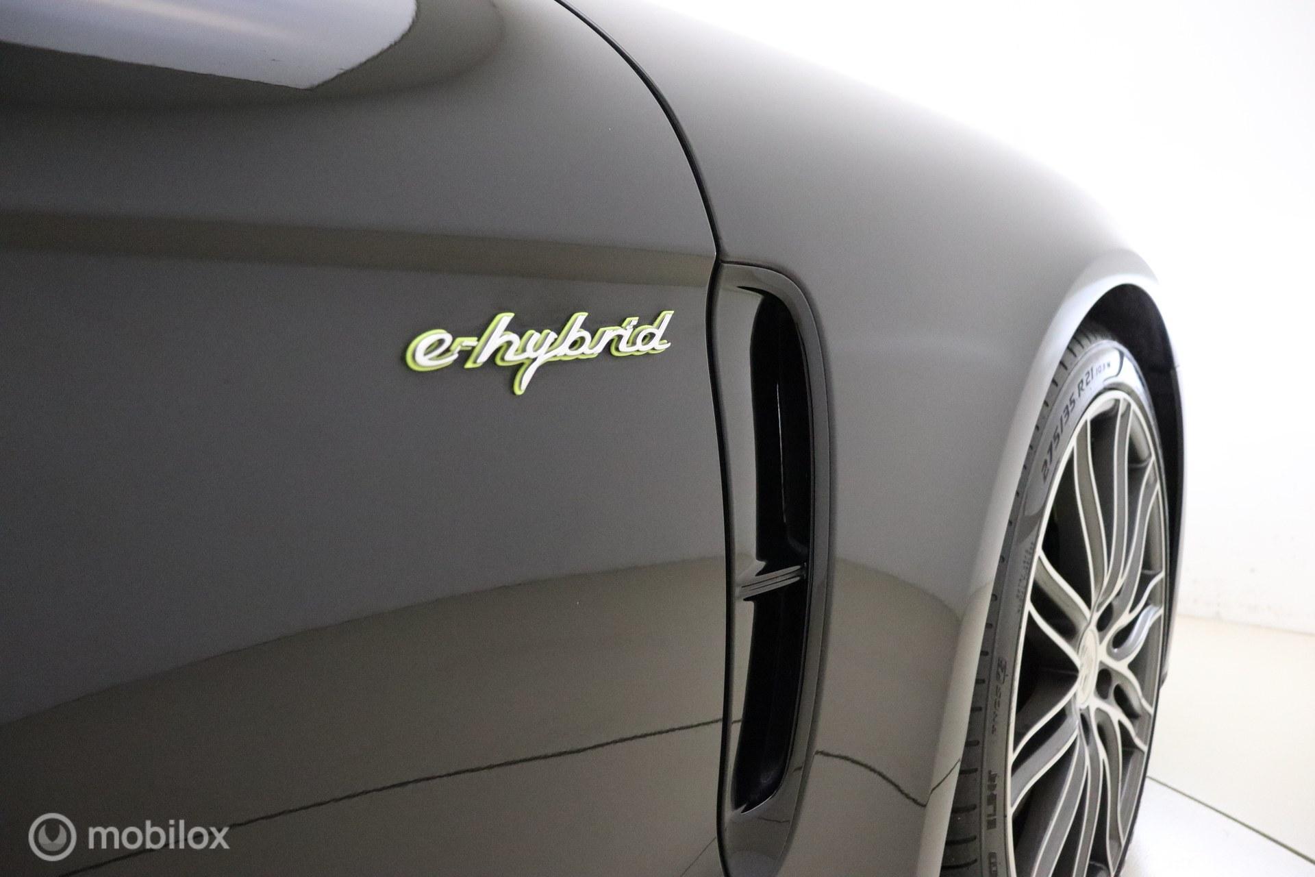 Foto van Porsche Panamera 4 E-hybrid