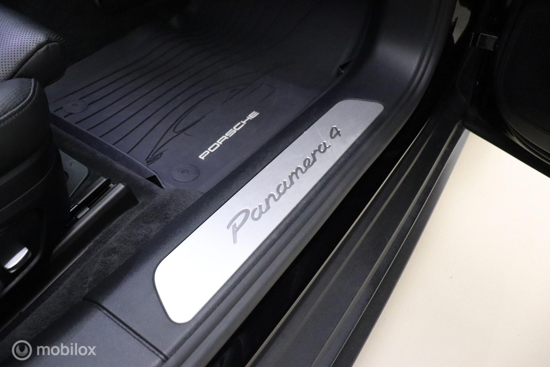 Foto van Porsche Panamera 4 E-hybrid