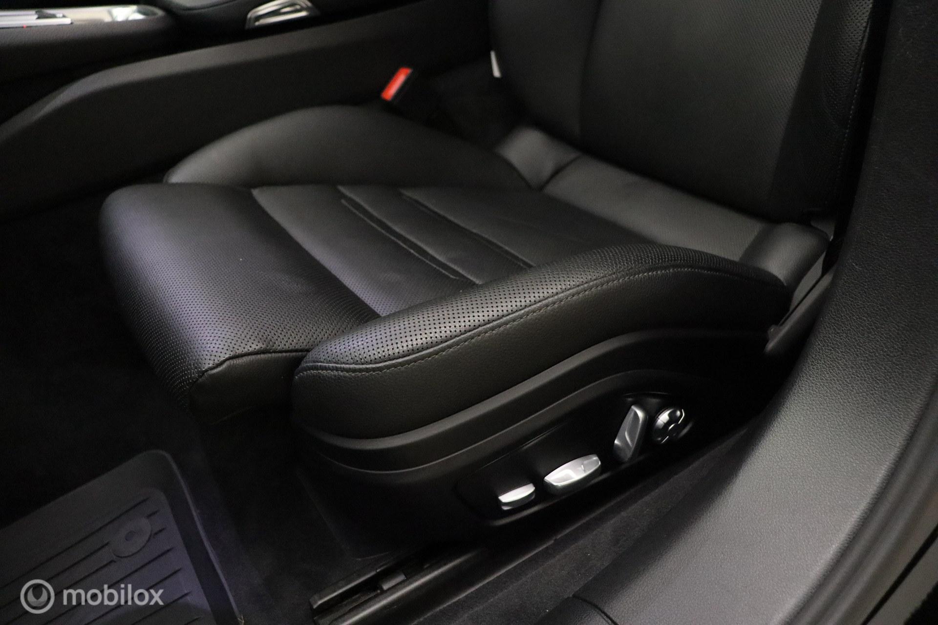 Foto van Porsche Panamera 4 E-hybrid
