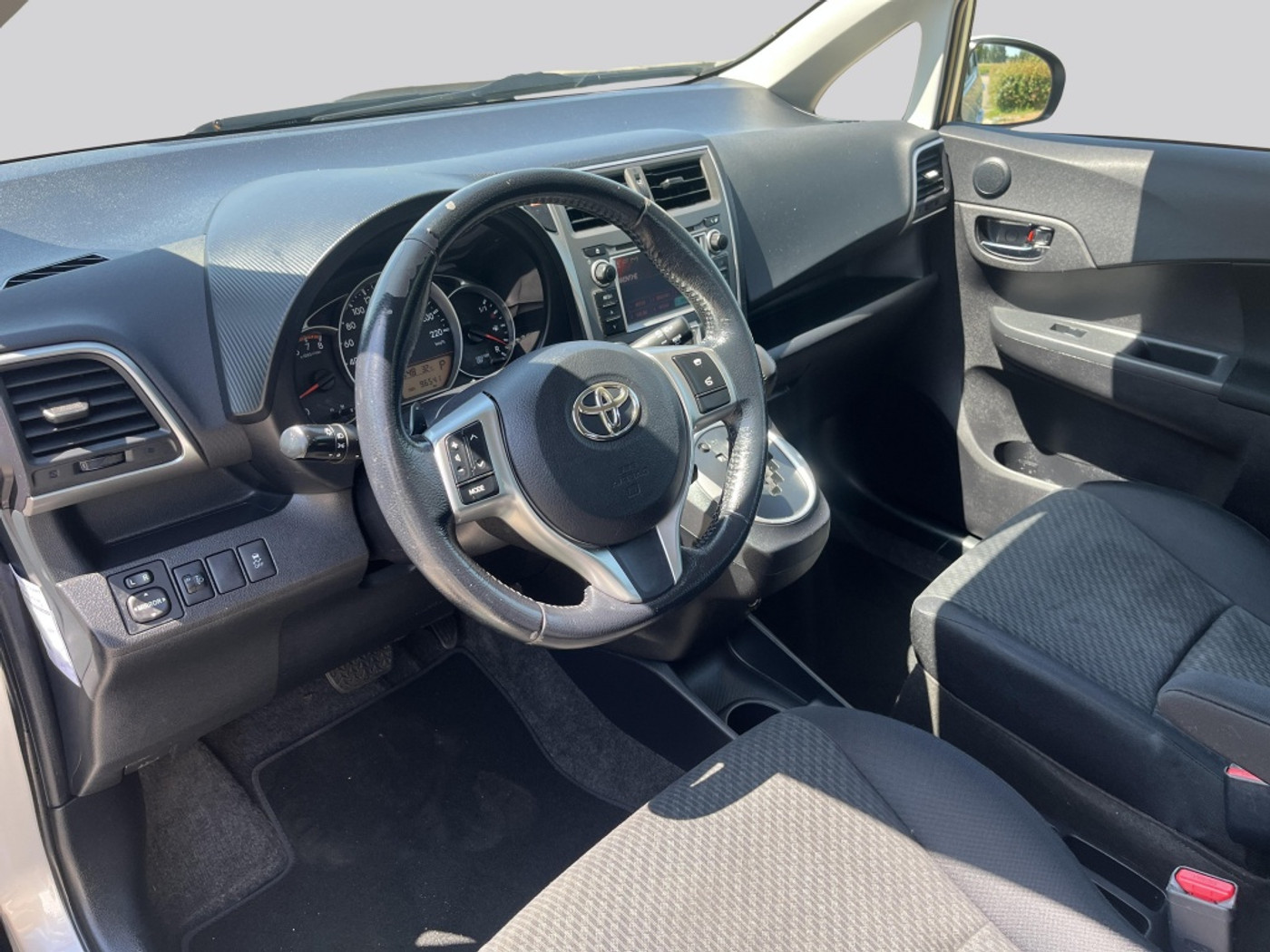 Foto van Toyota Verso-s
