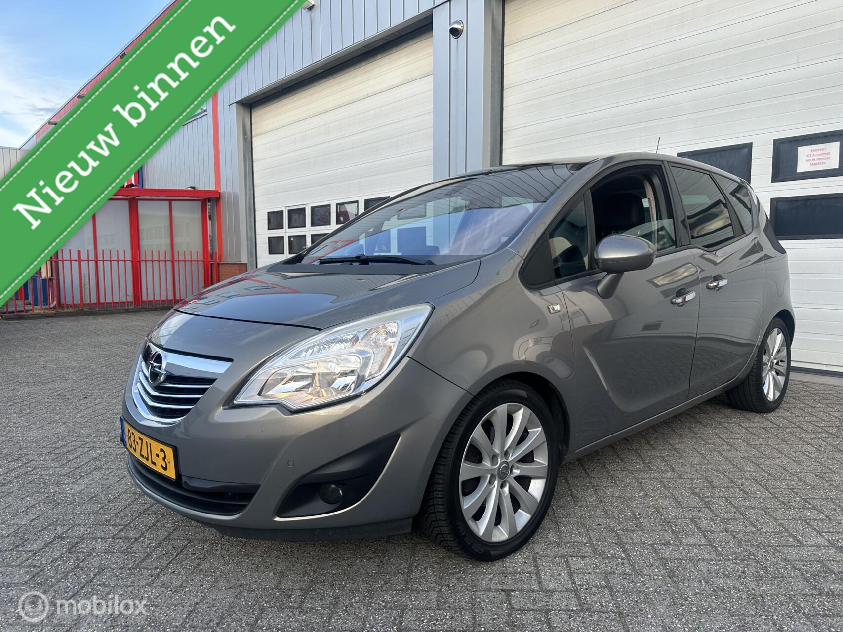 Opel Meriva 1.4 Turbo Cosmo/Automaat/Navi/Airco/Cruise/NAP 2012 - voorkant