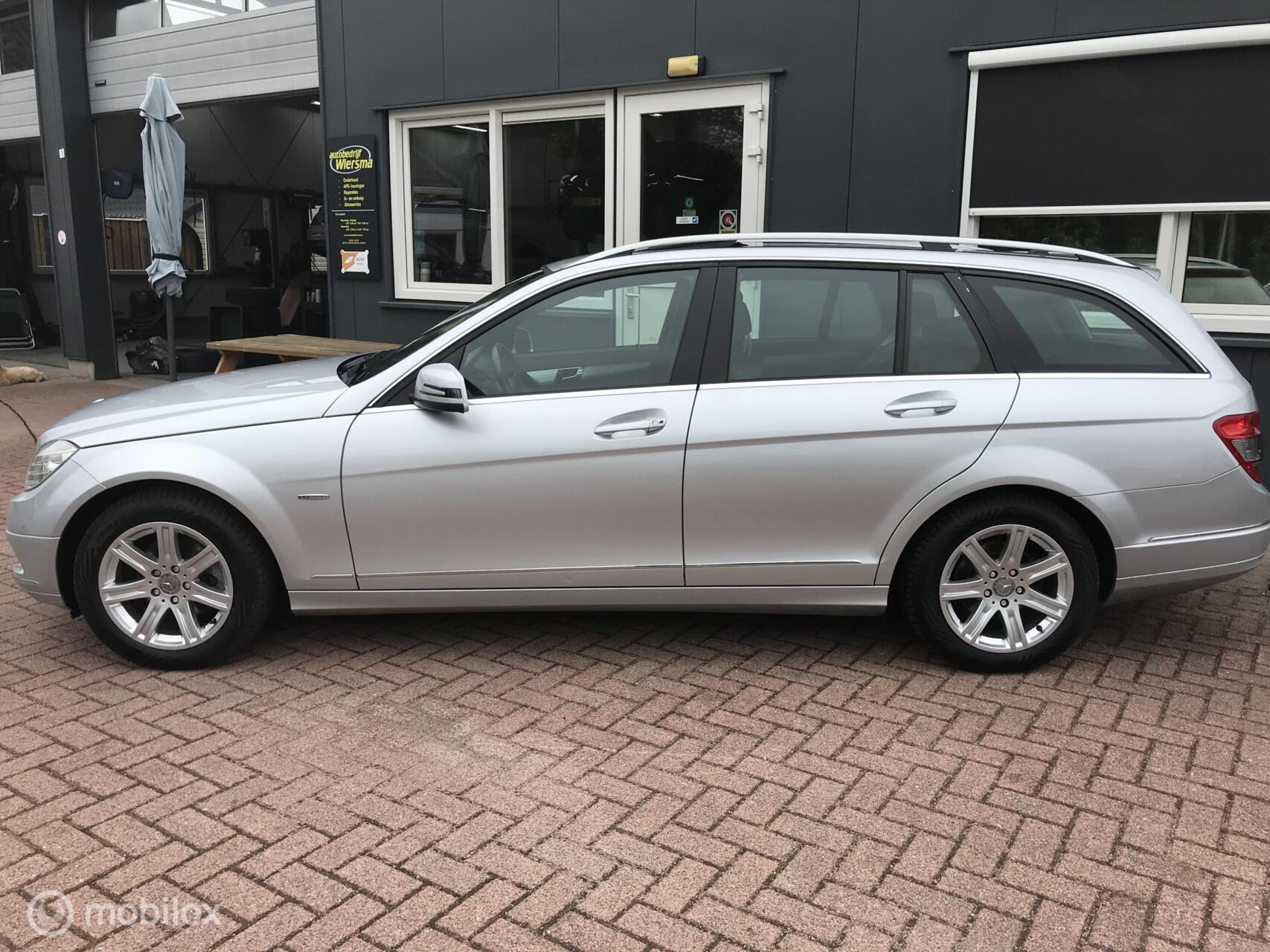 Foto van Mercedes-Benz C 180 Kompressor