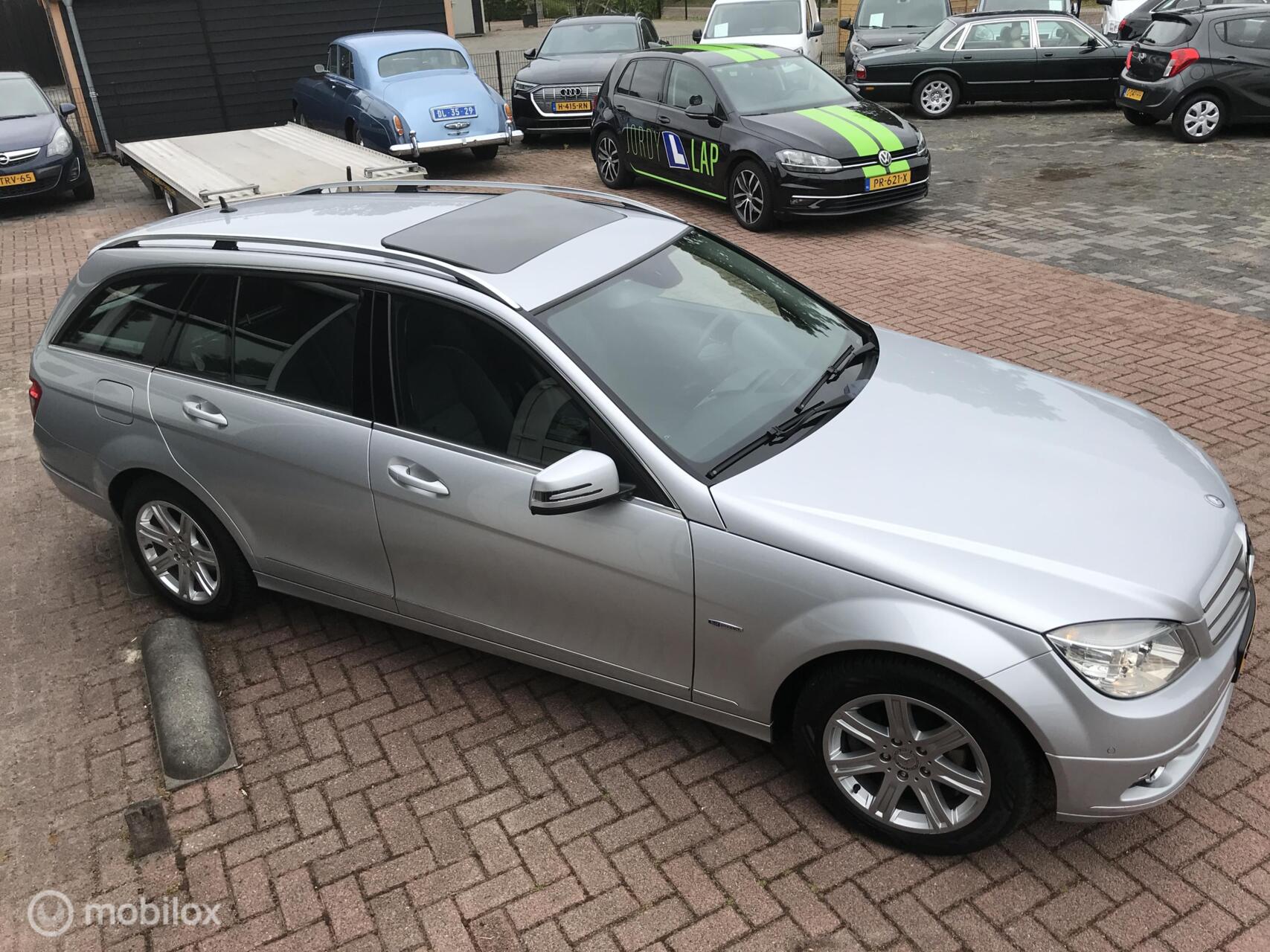 Foto van Mercedes-Benz C 180 Kompressor